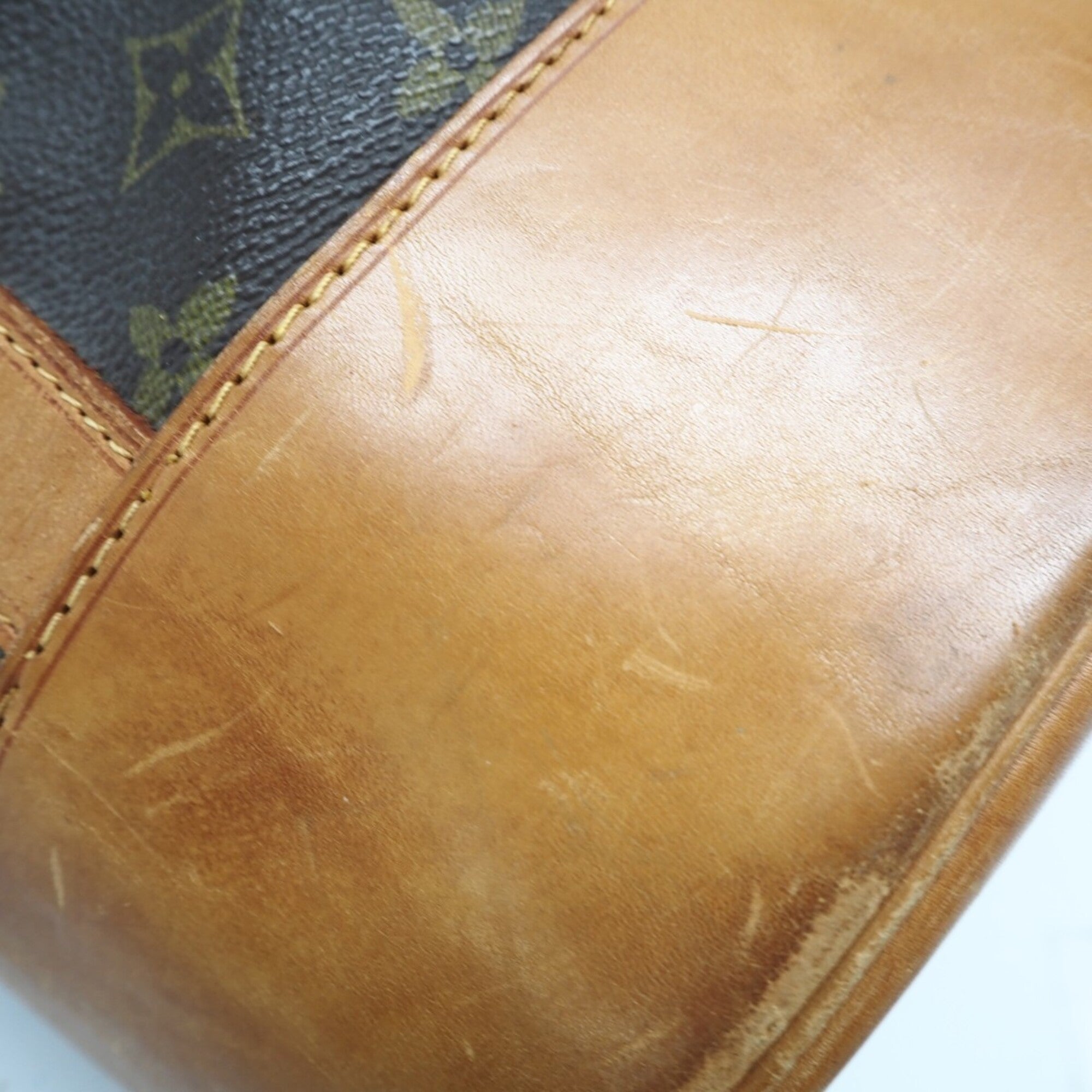 Louis Vuitton Brown Monogram Monogram Leather Shoulder Bag (Pre-Owned)