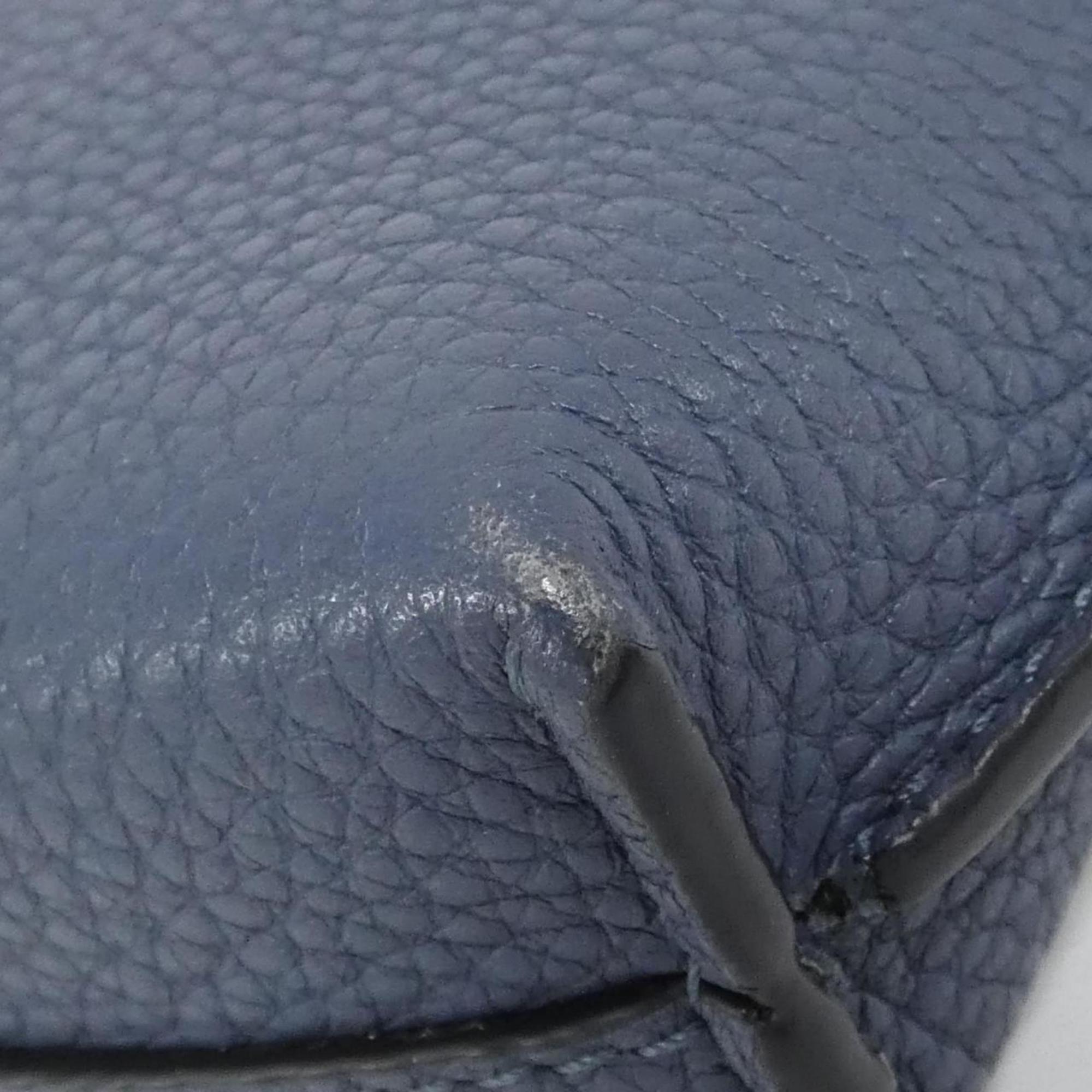 Loewe Leather Shoulder Bag (Pre-Owned)