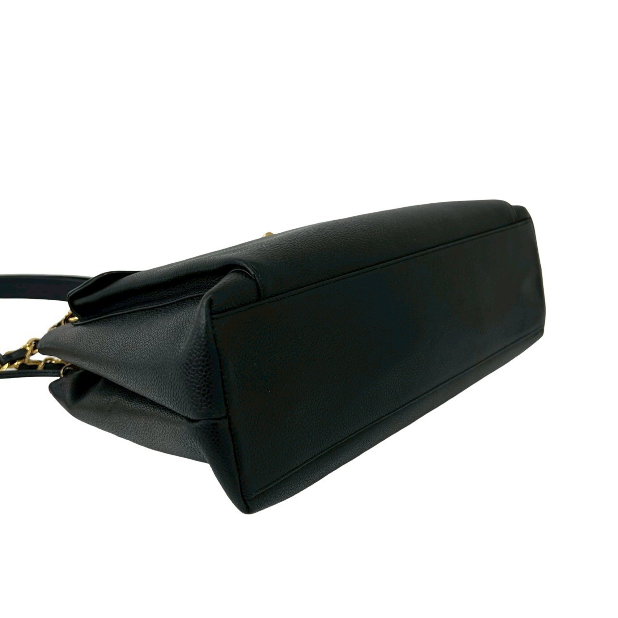 Chanel Black Grained Calfskin Shoulder Bag (Pre-Owned)