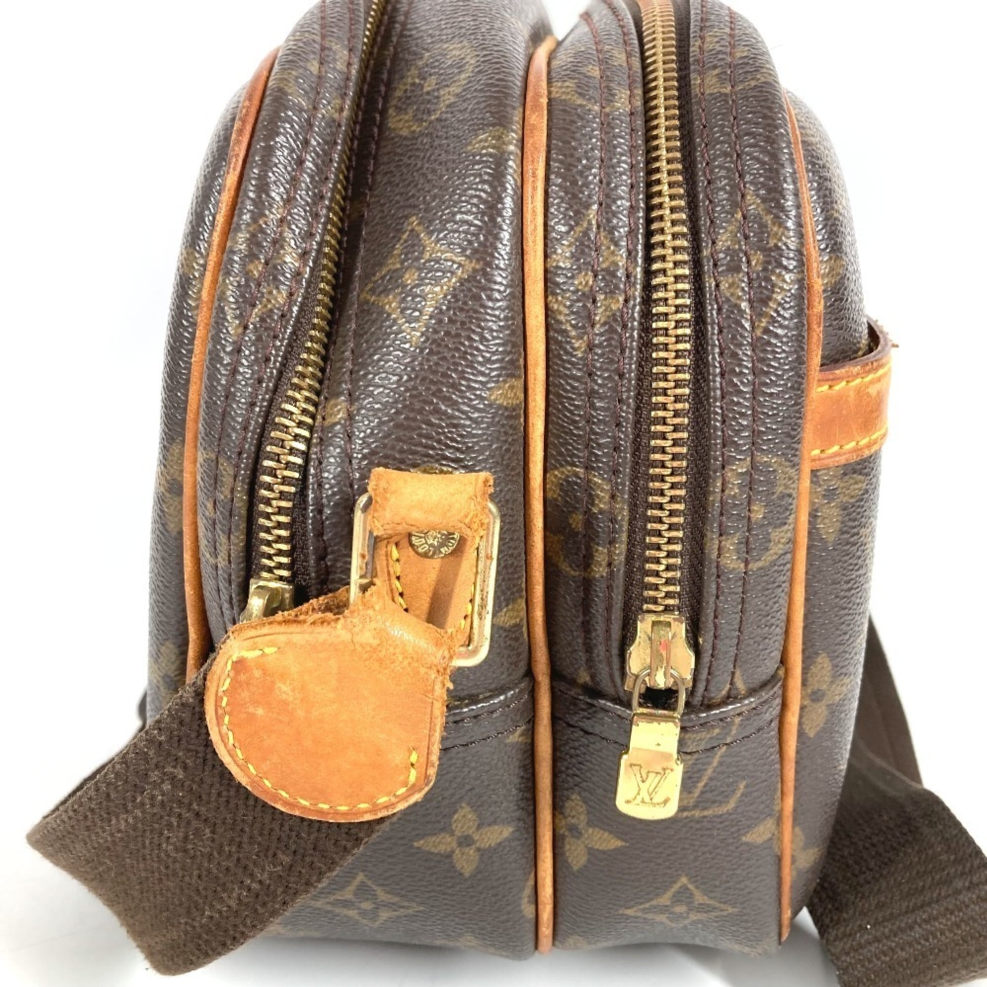 Louis Vuitton Brown Monogram Shoulder Bag (Pre-Owned)