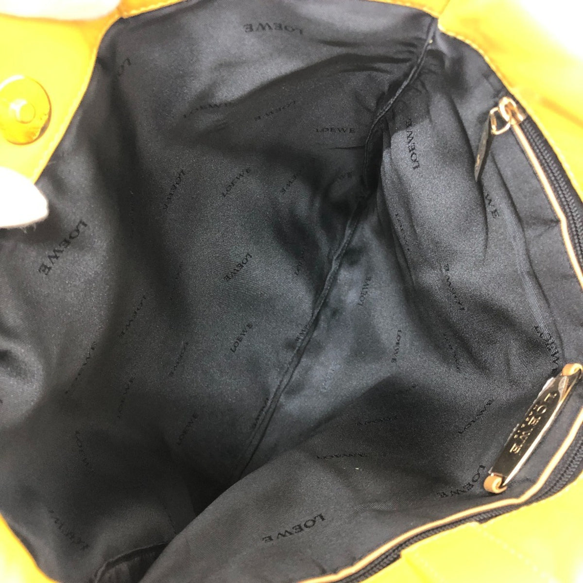 Loewe Yellow Leather Handbag Tote Bag (Pre-Owned)