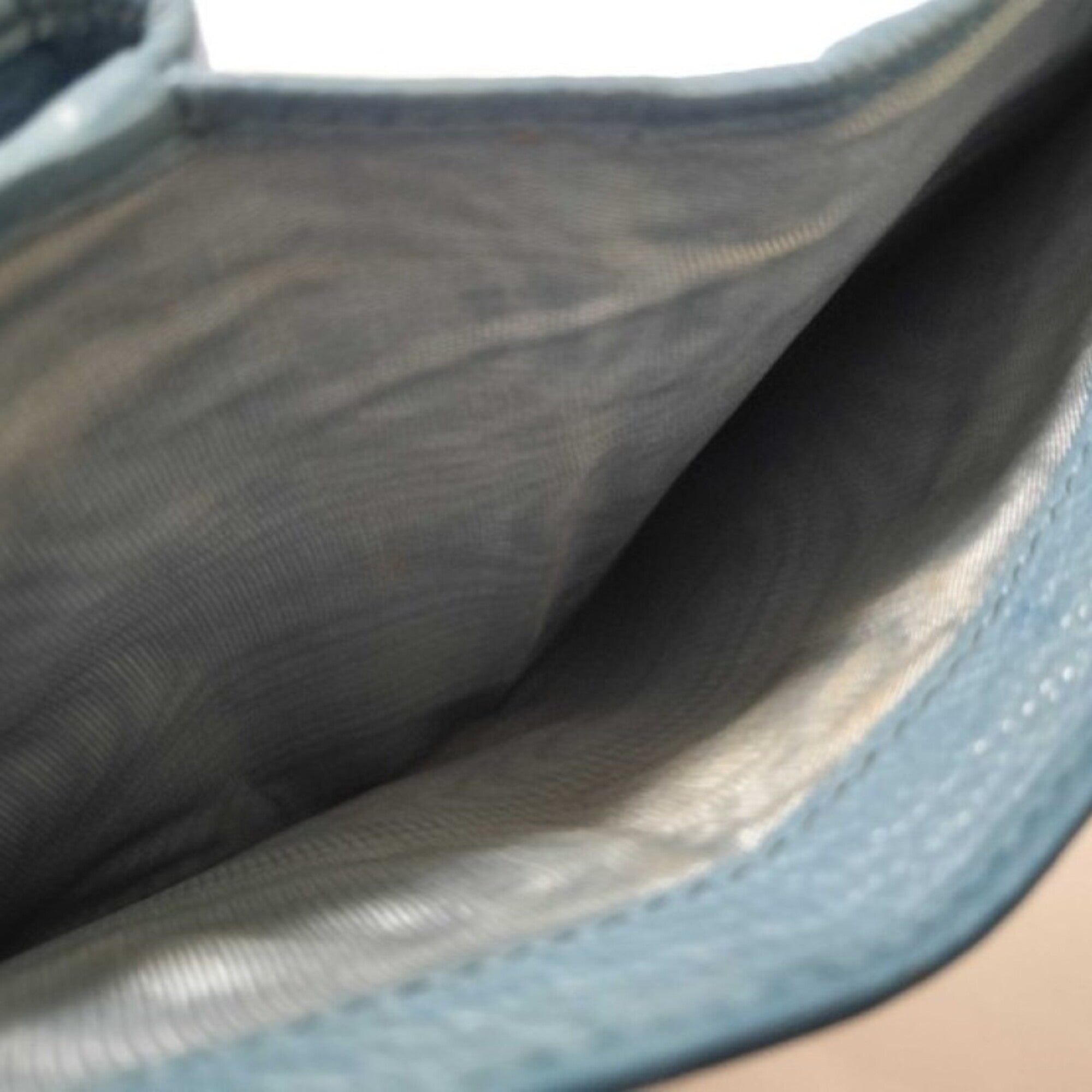 Miu Miu Blue Leather Wallet (Bi-Fold) (Pre-Owned)