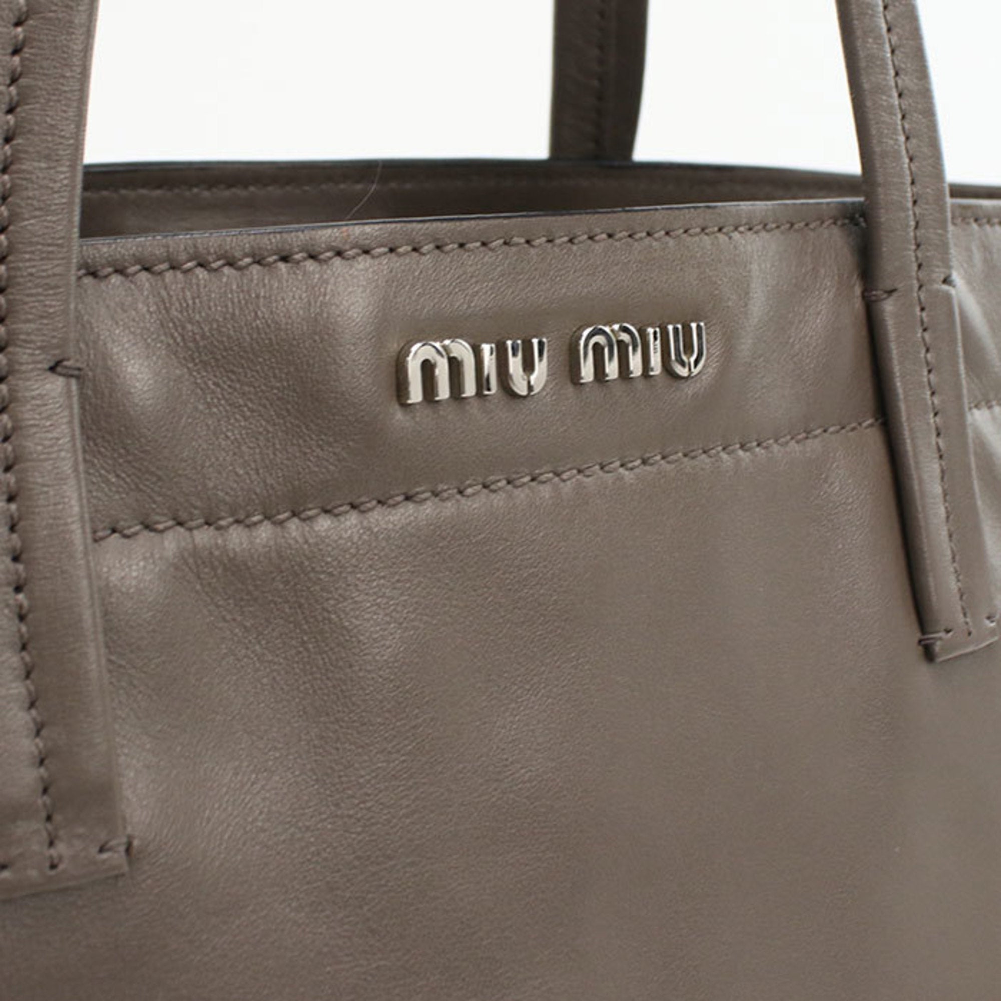 Miu Miu Gray Leather Tote Bag (Pre-Owned)