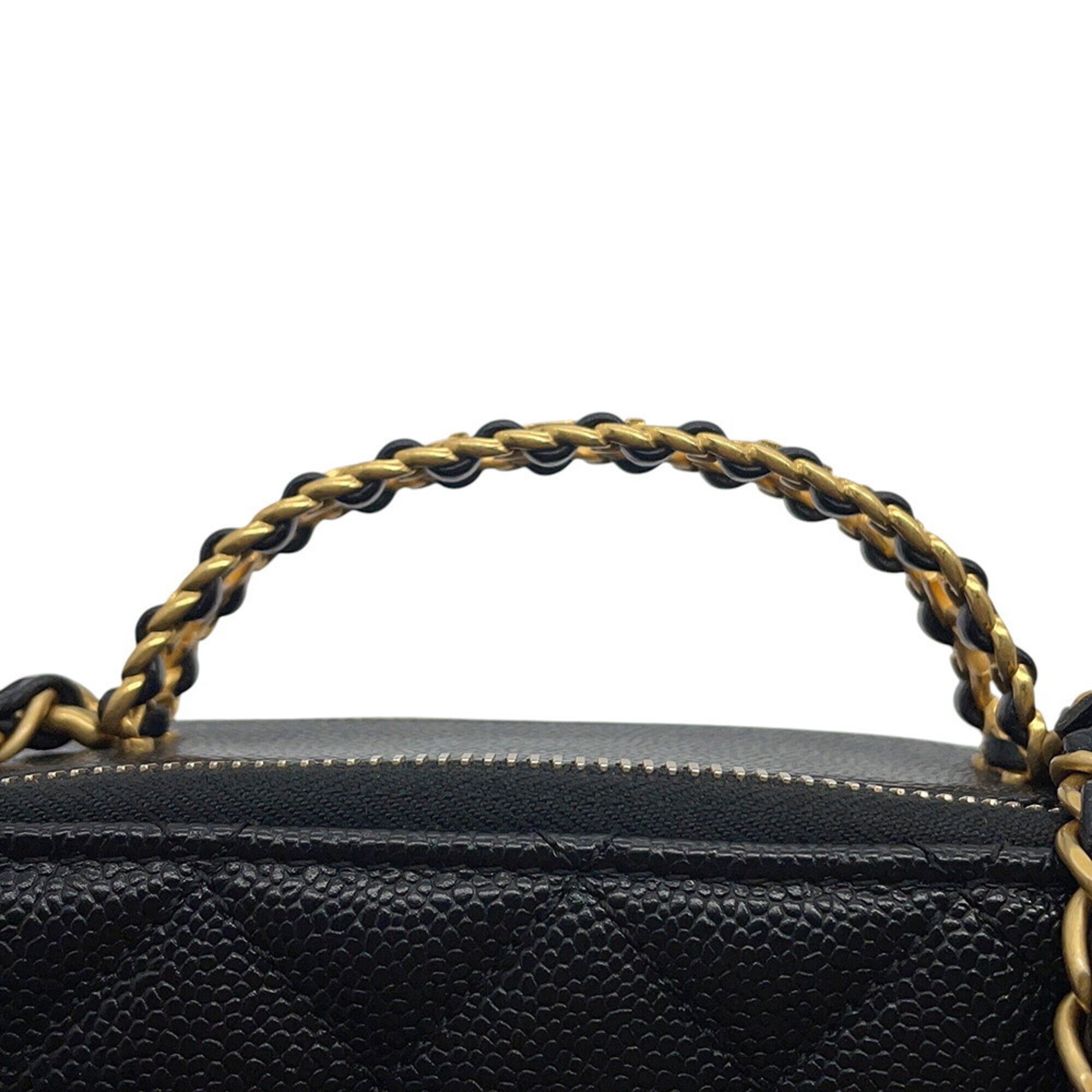 Chanel Black Grained Calfskin Shoulder Bag (Pre-Owned)