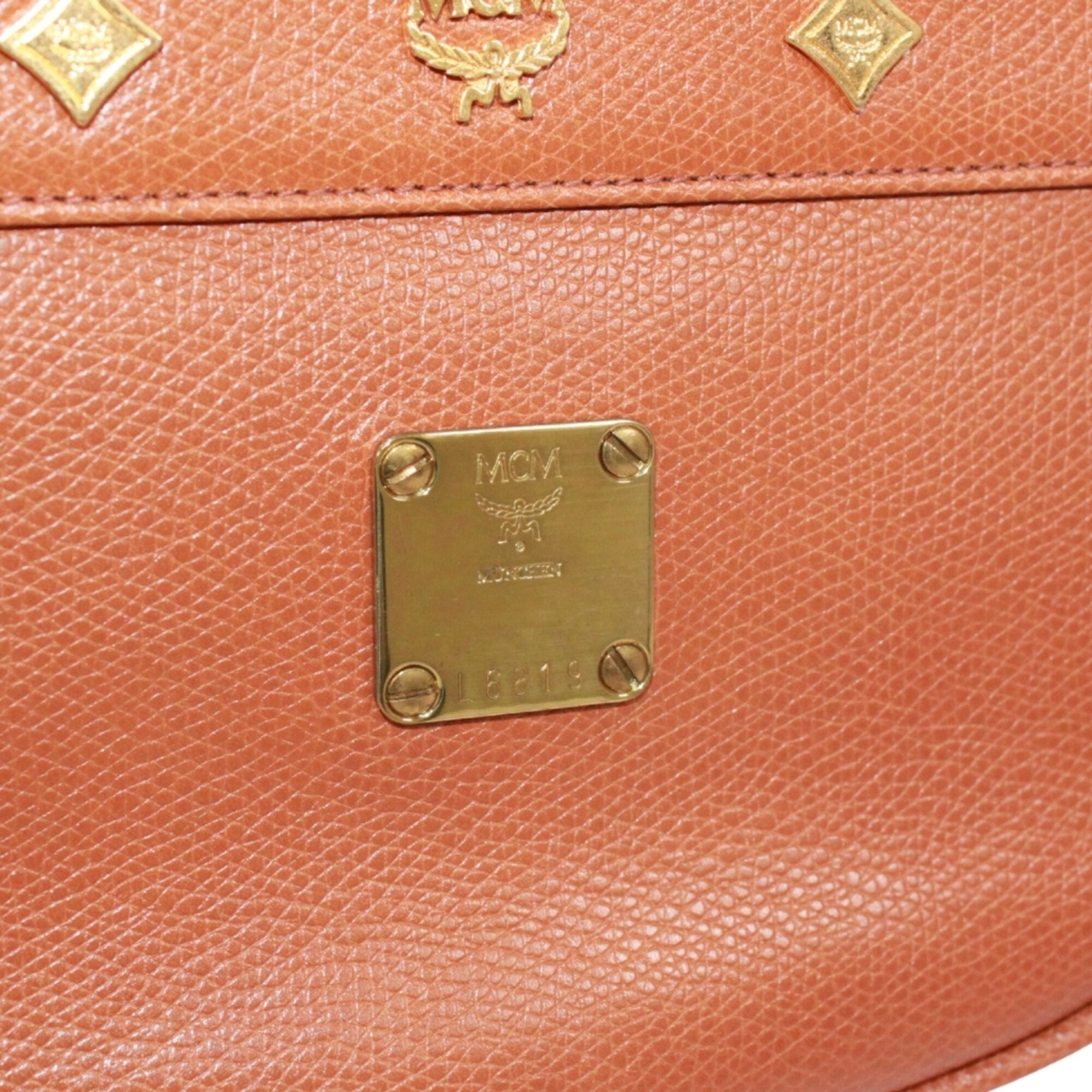 Mcm Brown Leather Shoulder Bag (Pre-Owned)