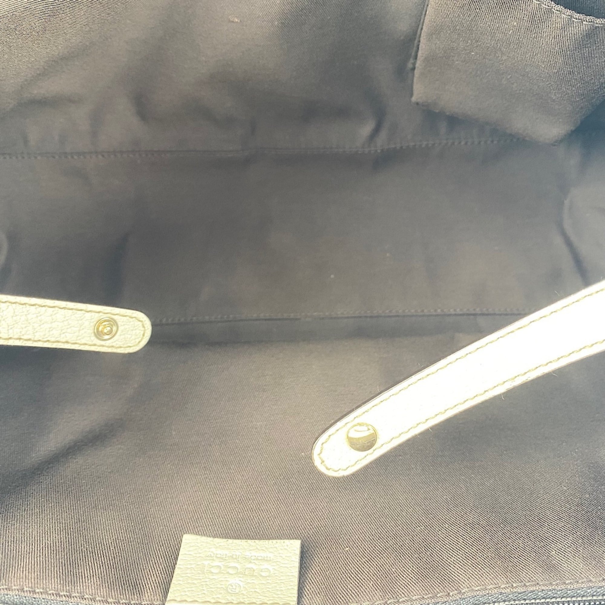 Gucci Beige Shoulder Bag (Pre-Owned)