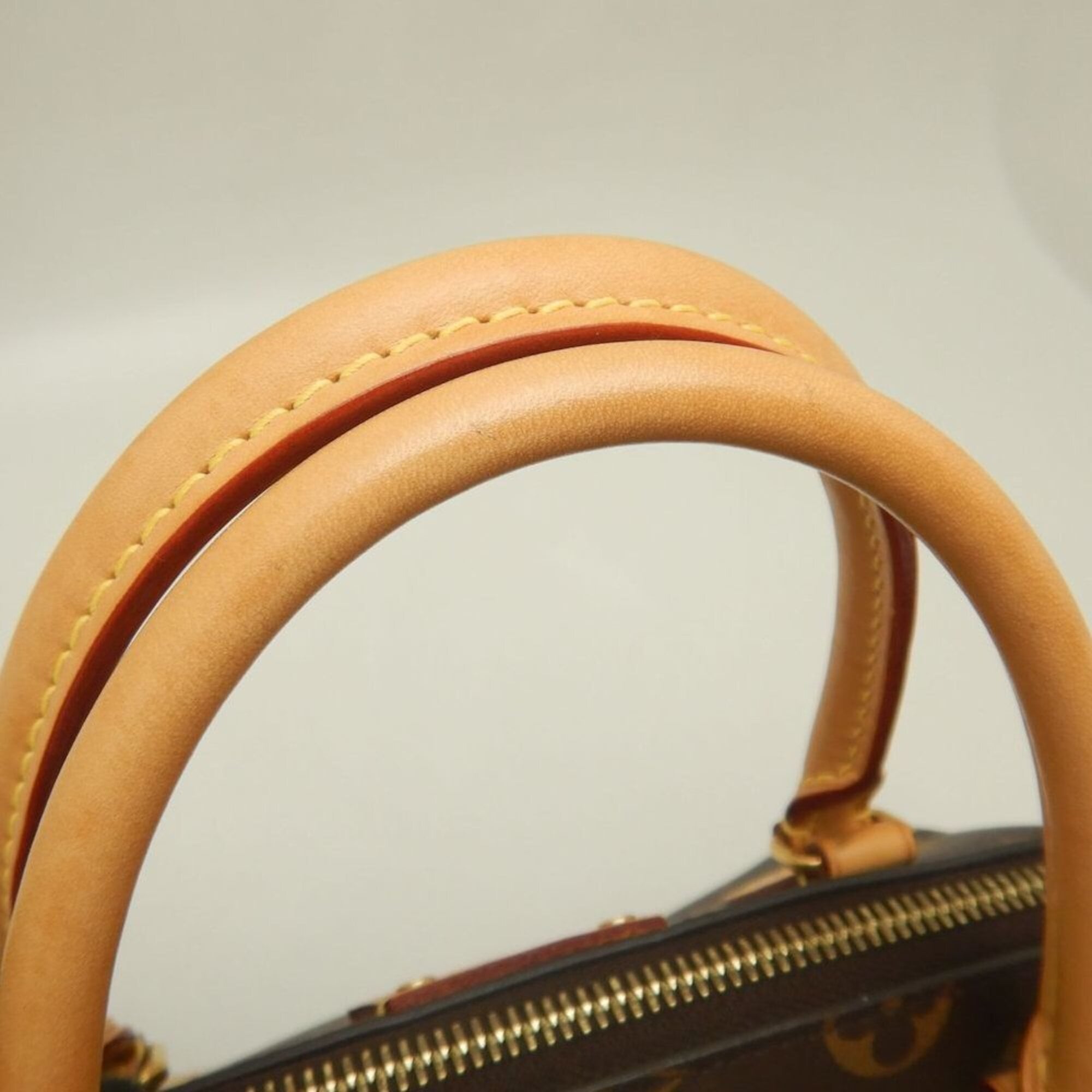 Louis Vuitton Brown Monogram Canvas Handbag (Pre-Owned)