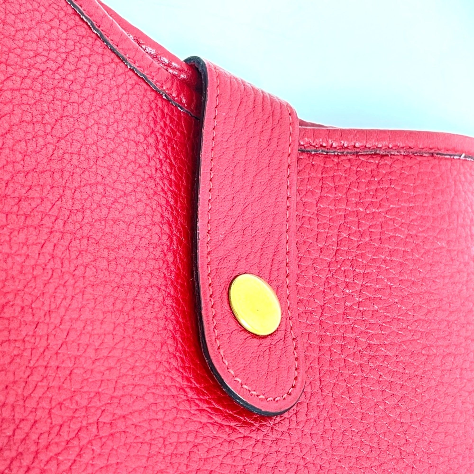 Hermes Red Leather Shoulder Bag (Pre-Owned)