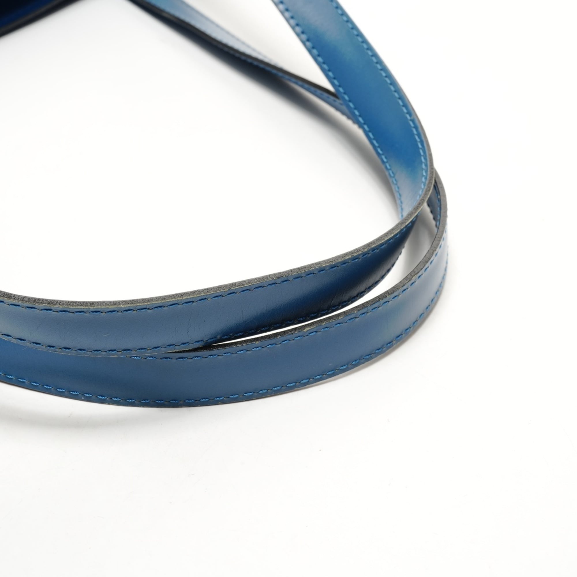Louis Vuitton Blue Epi Leather Shoulder Bag (Pre-Owned)