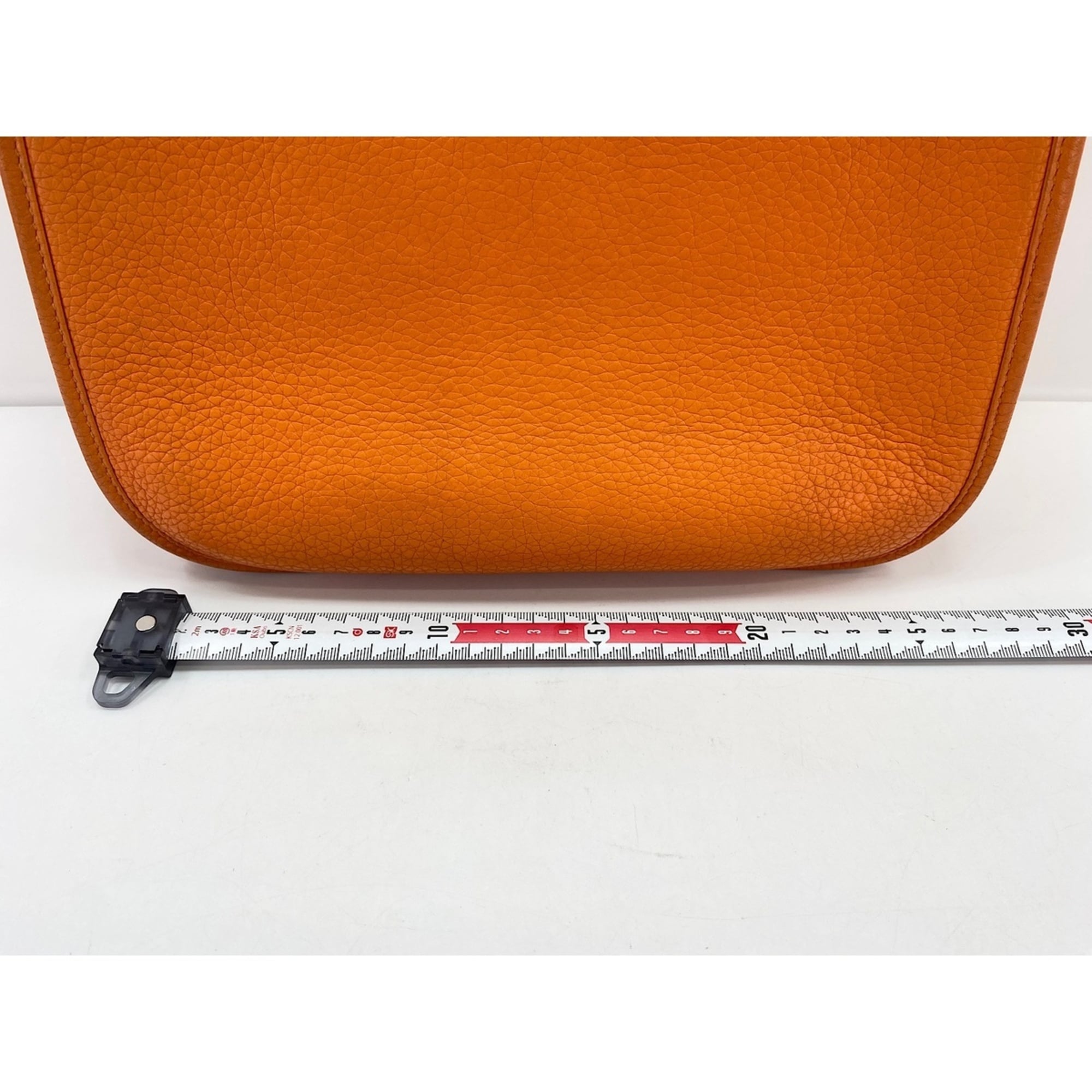 Hermes Orange Shoulder Bag (Pre-Owned)