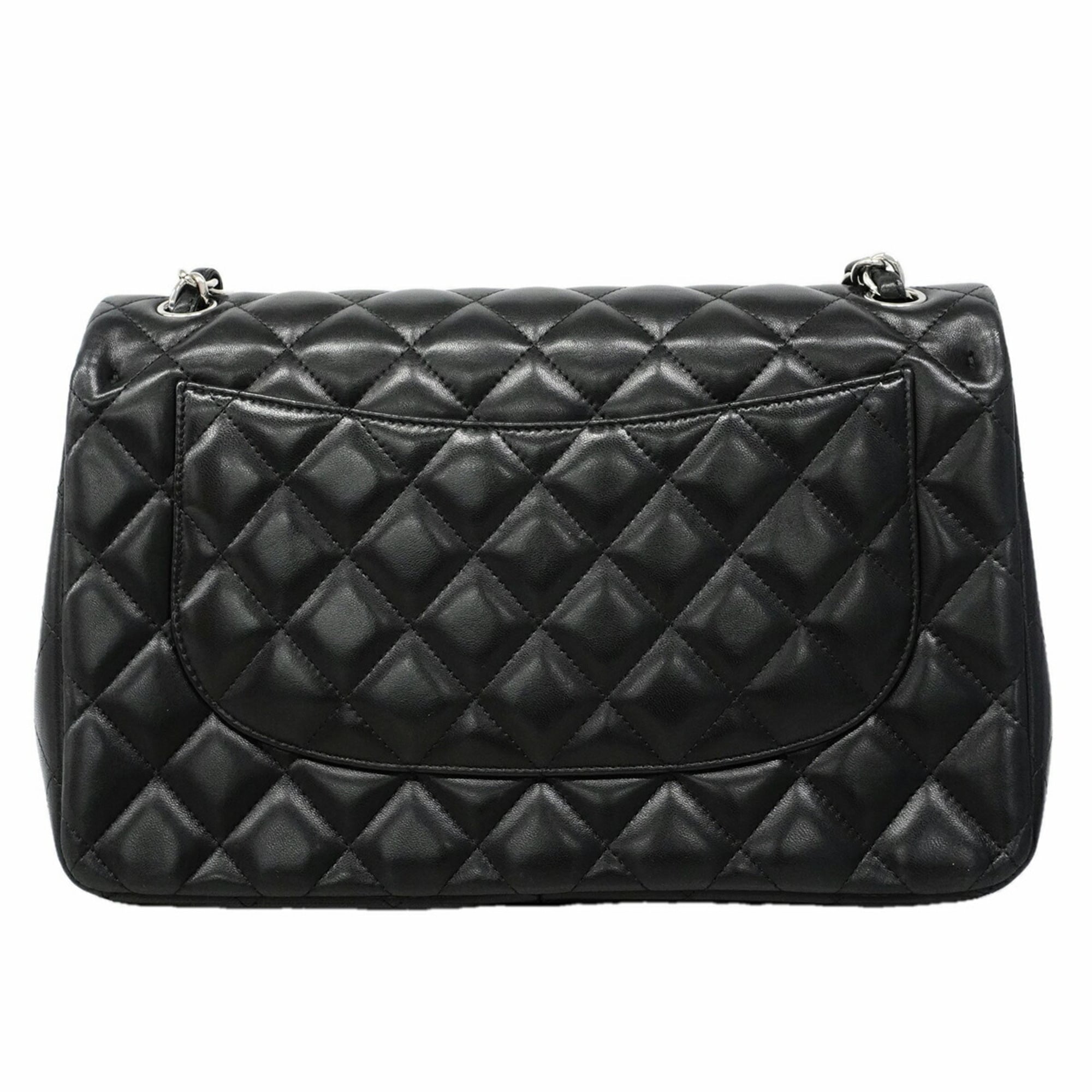 Chanel Black Leather Shoulder Bag (Pre-Owned)