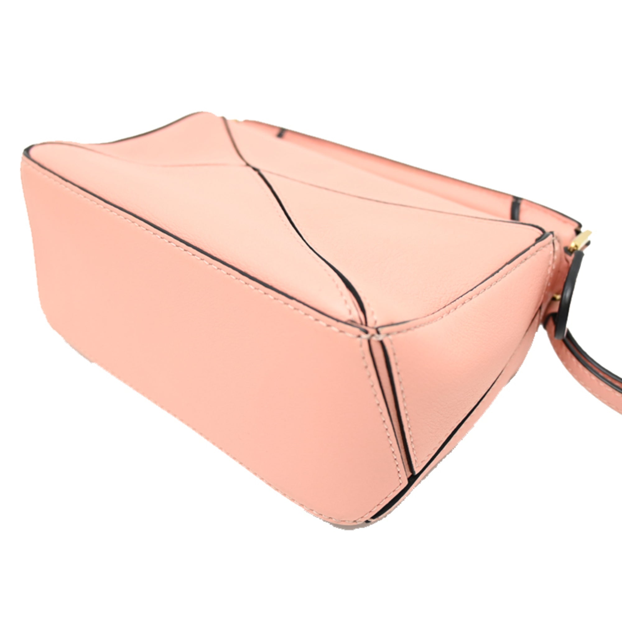 Loewe Pink Leather Shoulder Bag (Pre-Owned)