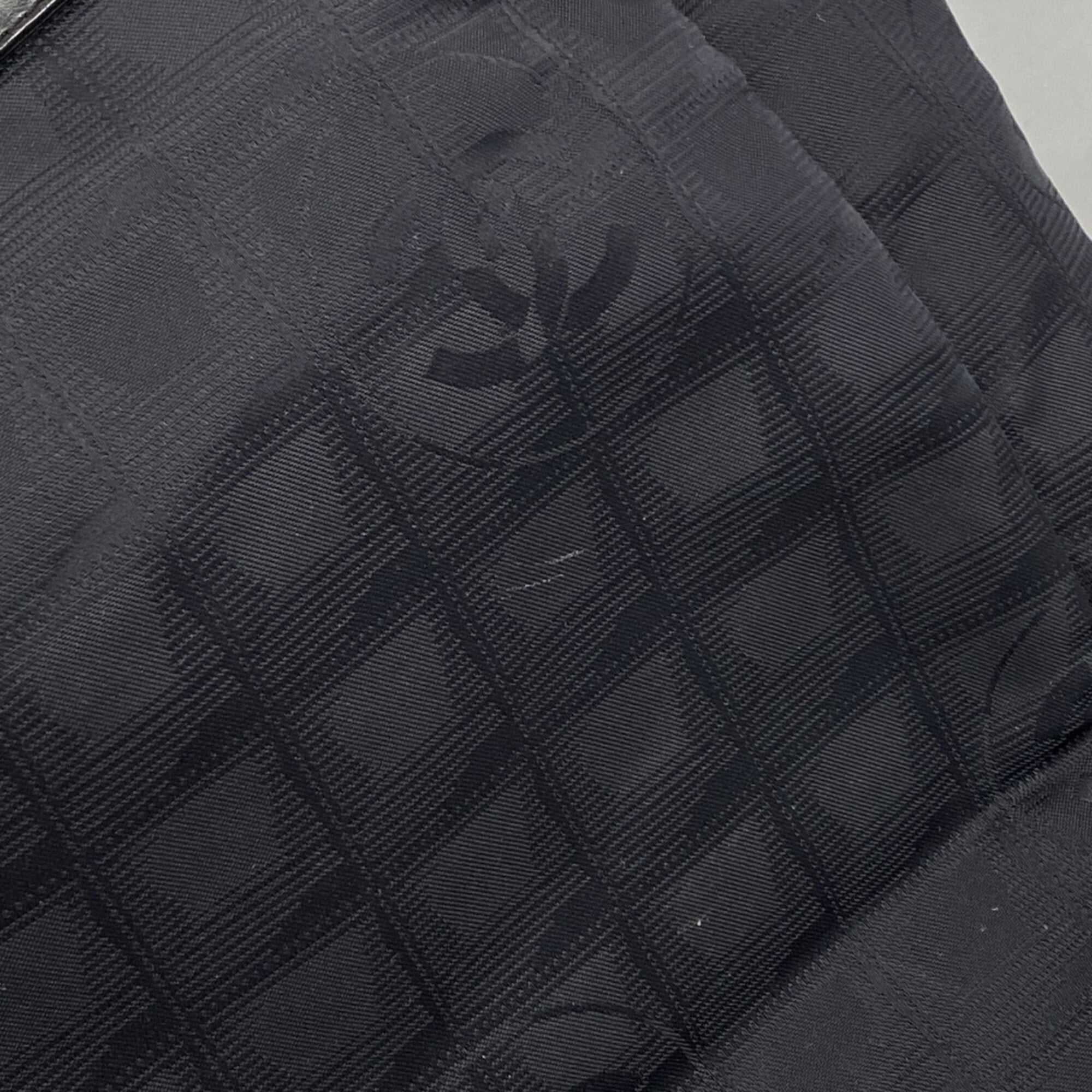 Chanel Black Nylon Tote Bag (Pre-Owned)