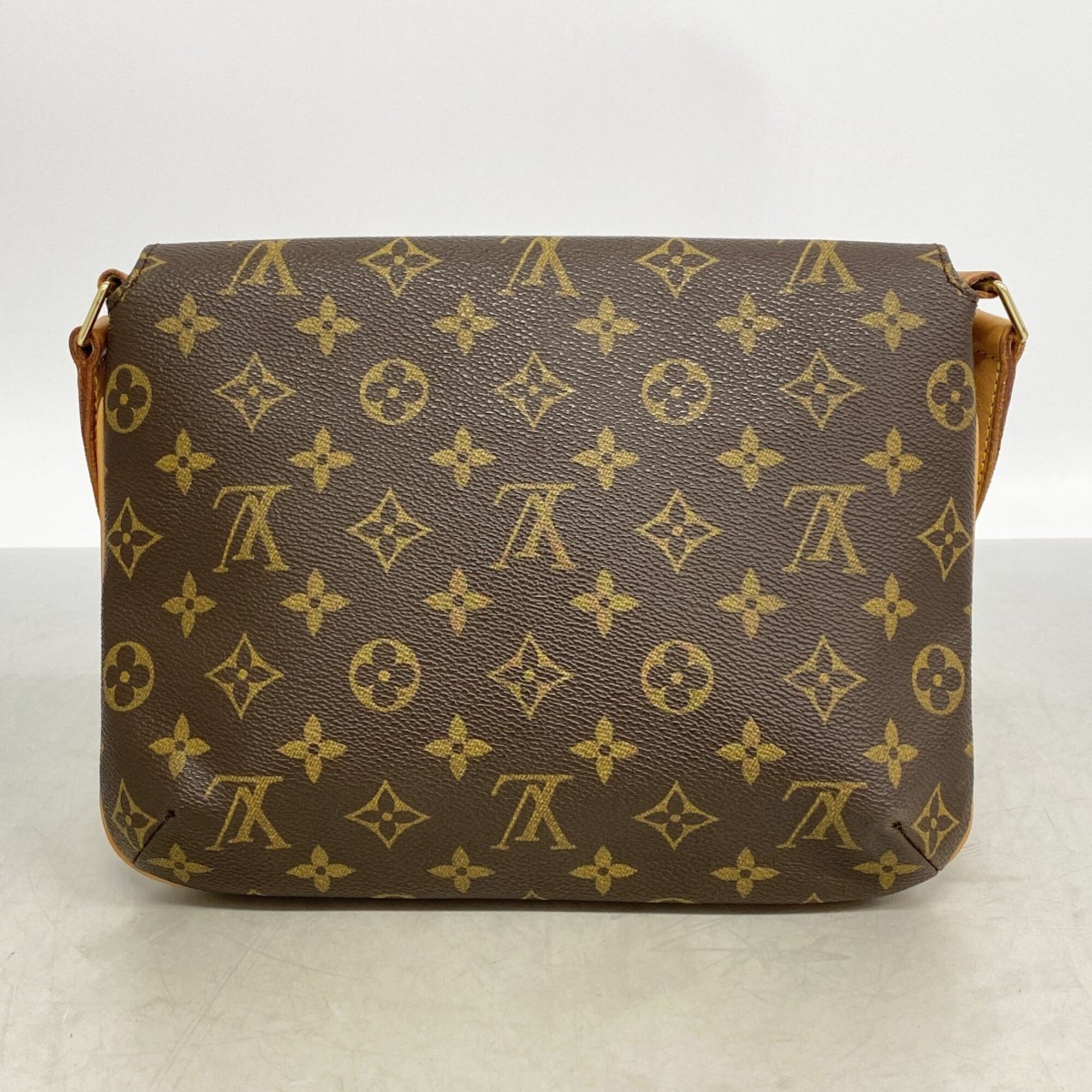 Louis Vuitton Brown Shoulder Bag (Pre-Owned)