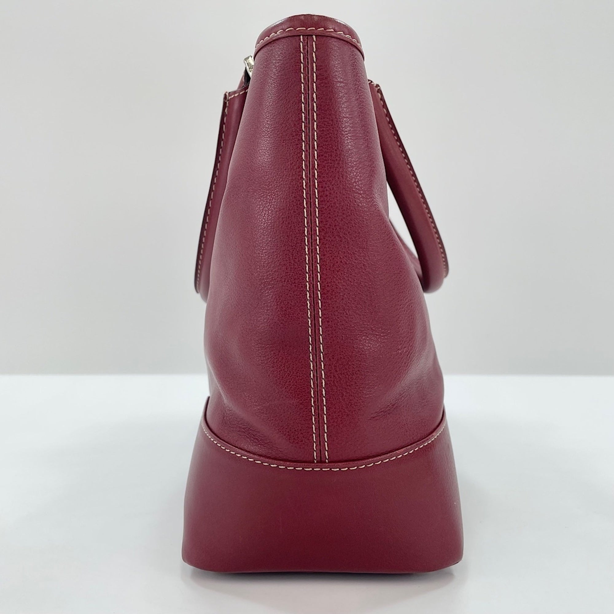 Loewe Red Color Handbag (Pre-Owned)