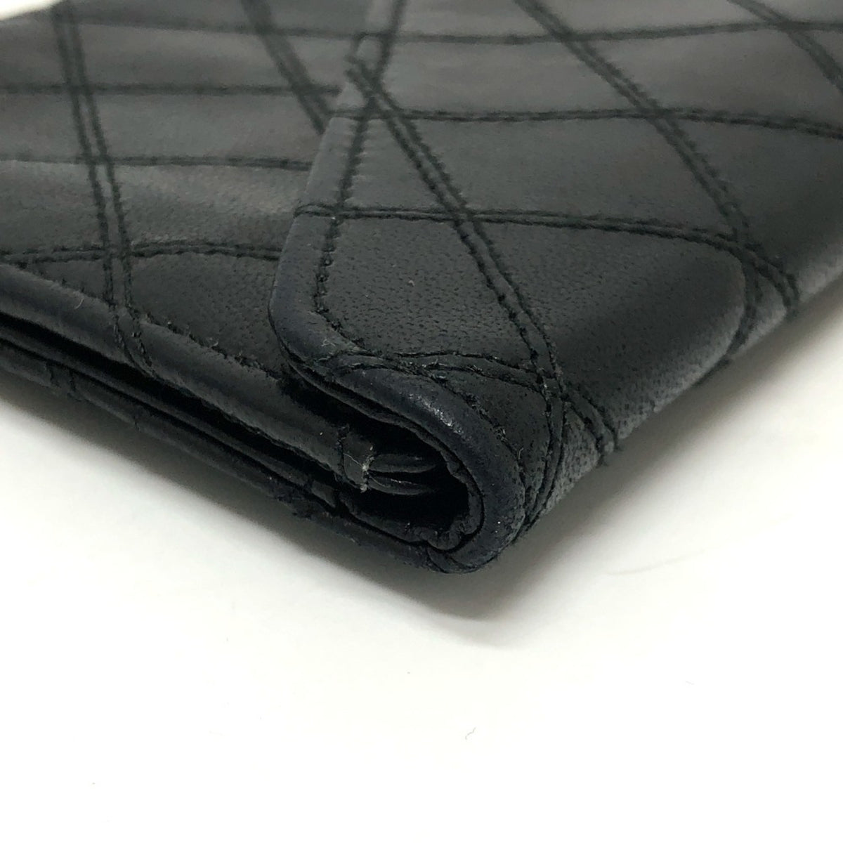 Chanel Black Leather Long Wallet (Bi-Fold) (Pre-Owned)