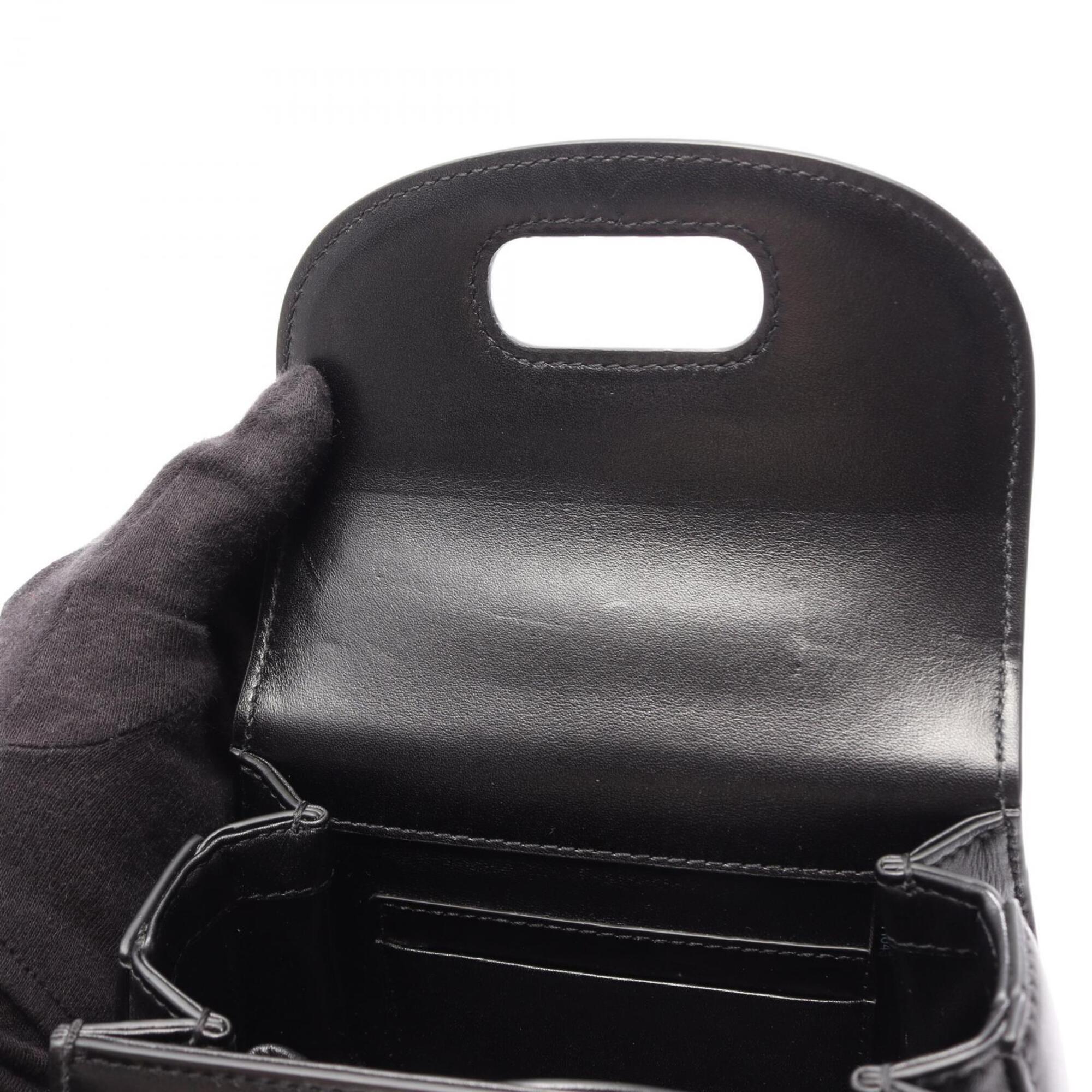 Gucci Black Leather Handbag (Pre-Owned)