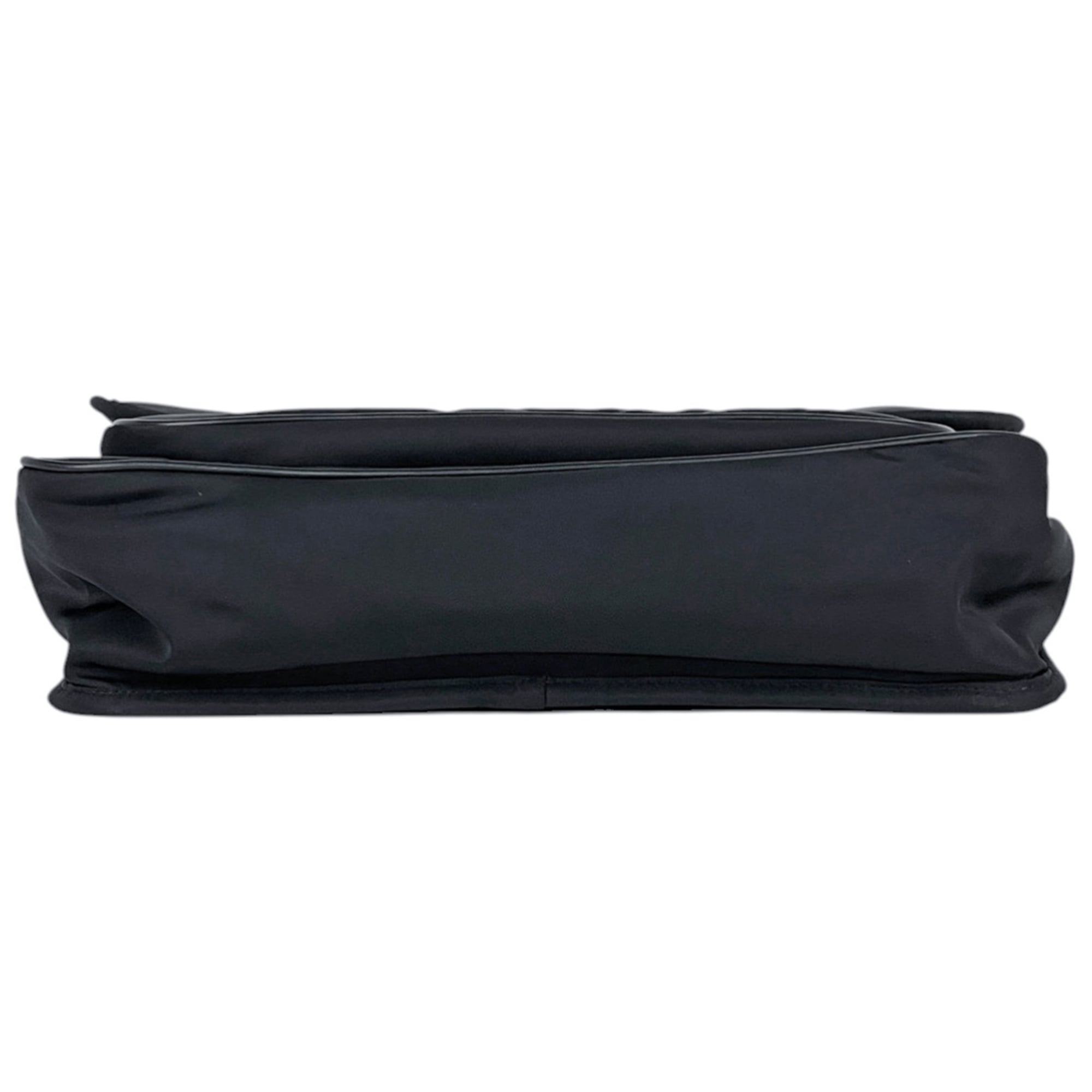 Yves Saint Laurent Black Nylon Messenger Bag Shoulder Bag (Pre-Owned)