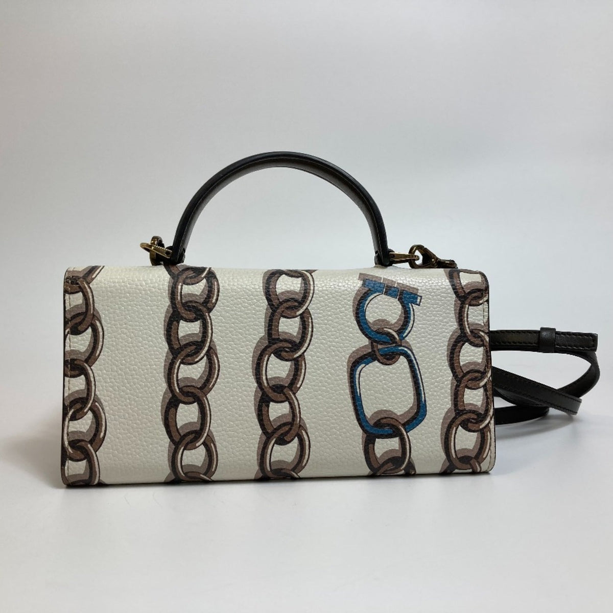 Salvatore Ferragamo White Leather Handbag (Pre-Owned)