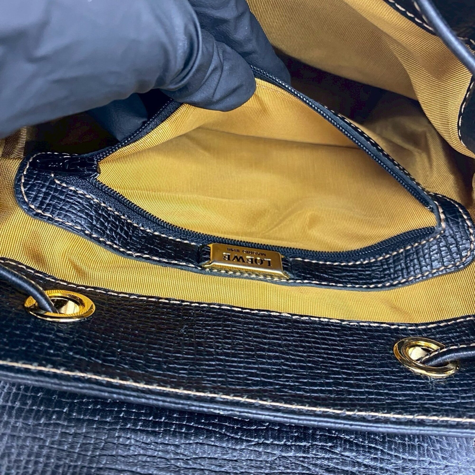 Loewe Black Leather Backpack (Pre-Owned)