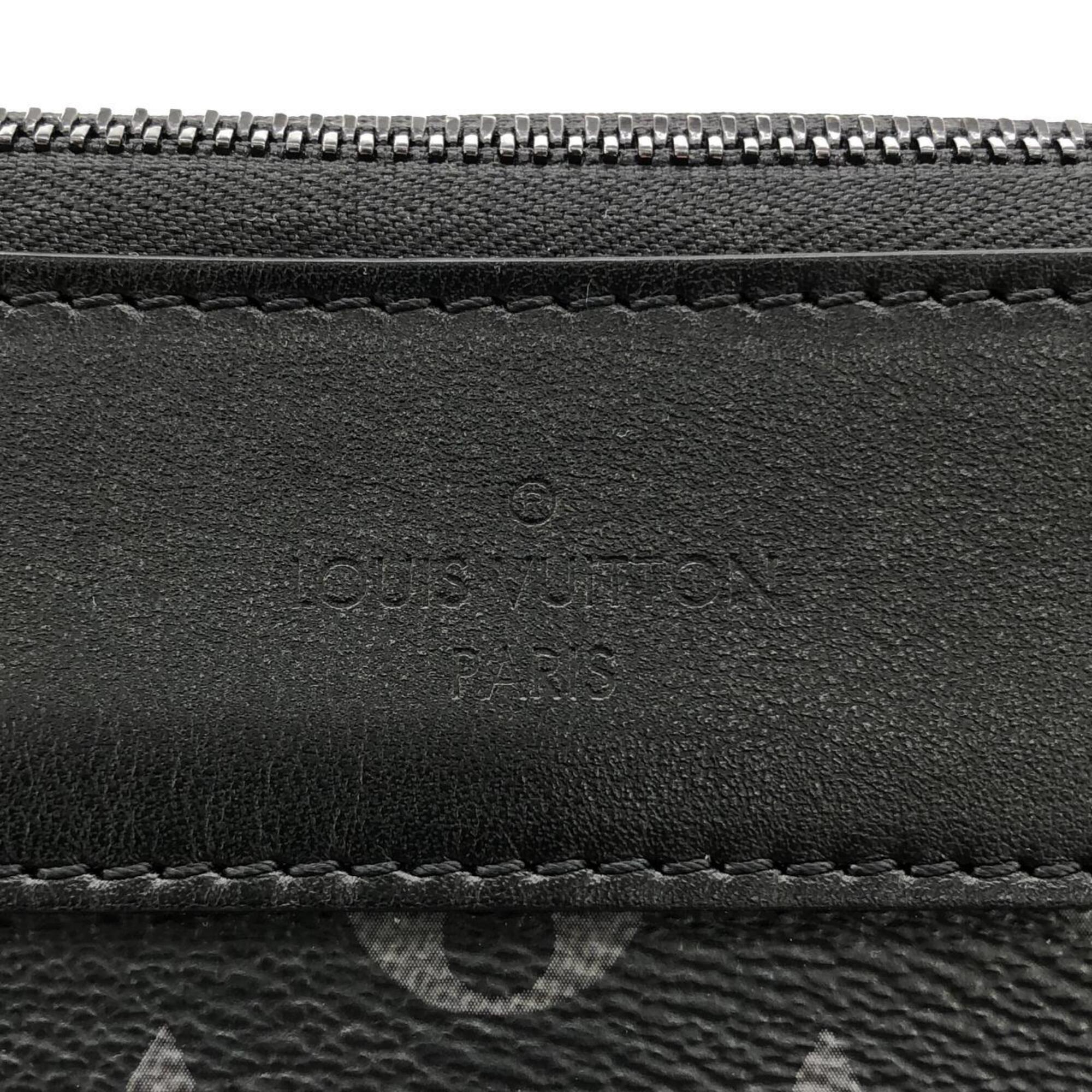 Louis Vuitton Black Coated Canvas Handbag Pochette (Pre-Owned)