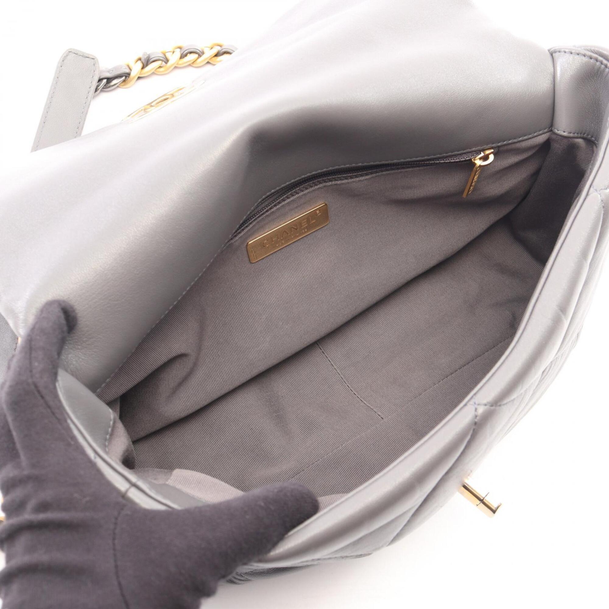 Chanel Gray Leather Handbag Shoulder Bag (Pre-Owned)