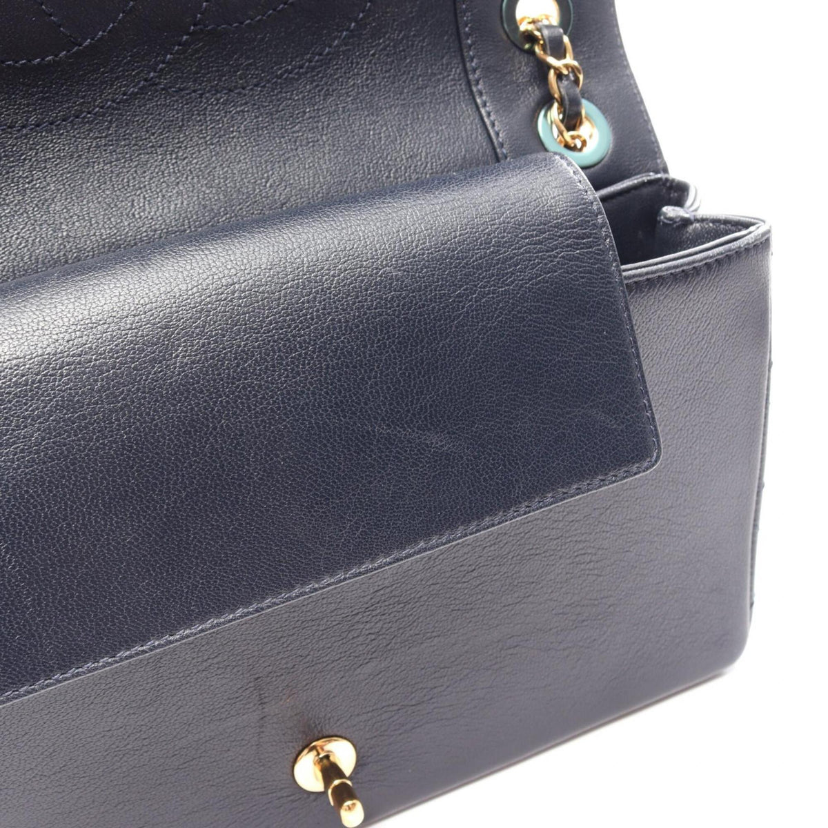 Chanel Navy Leather Handbag Shoulder Bag (Pre-Owned)