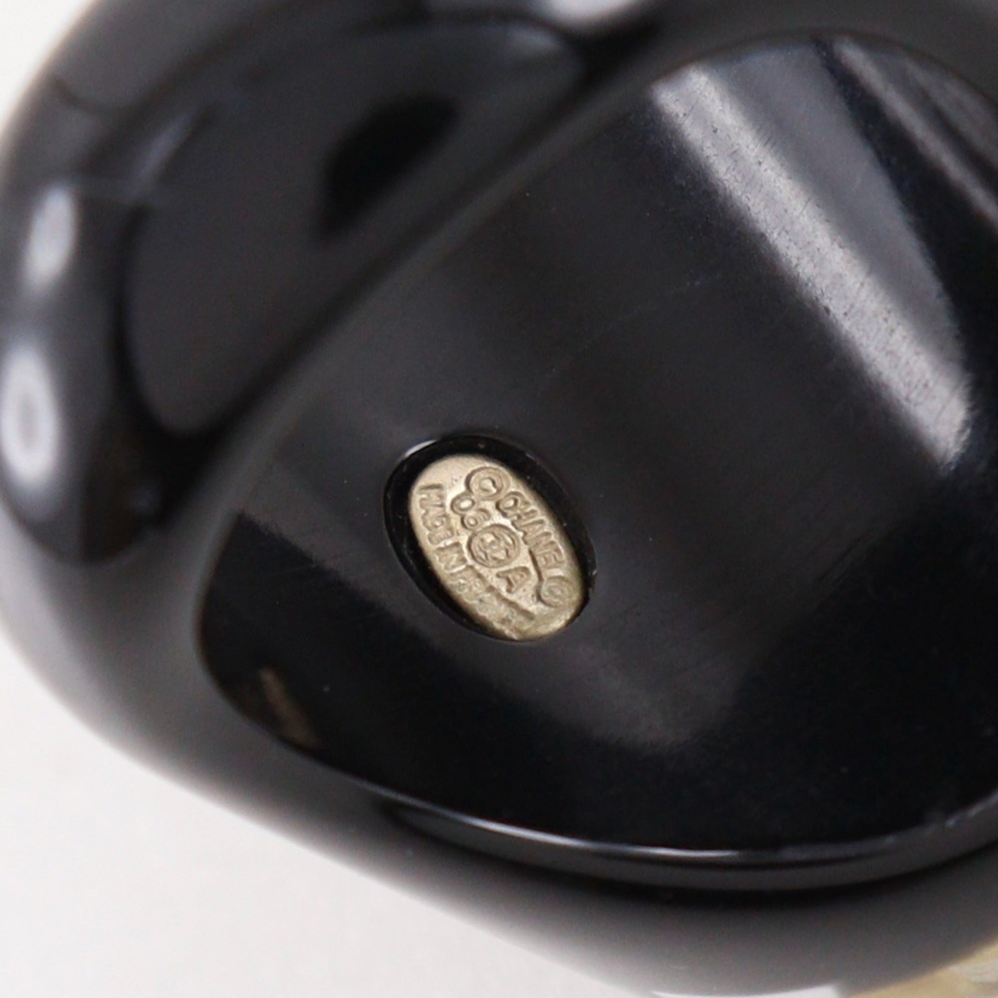 Chanel Black White Resin Band Ring (Pre-Owned)