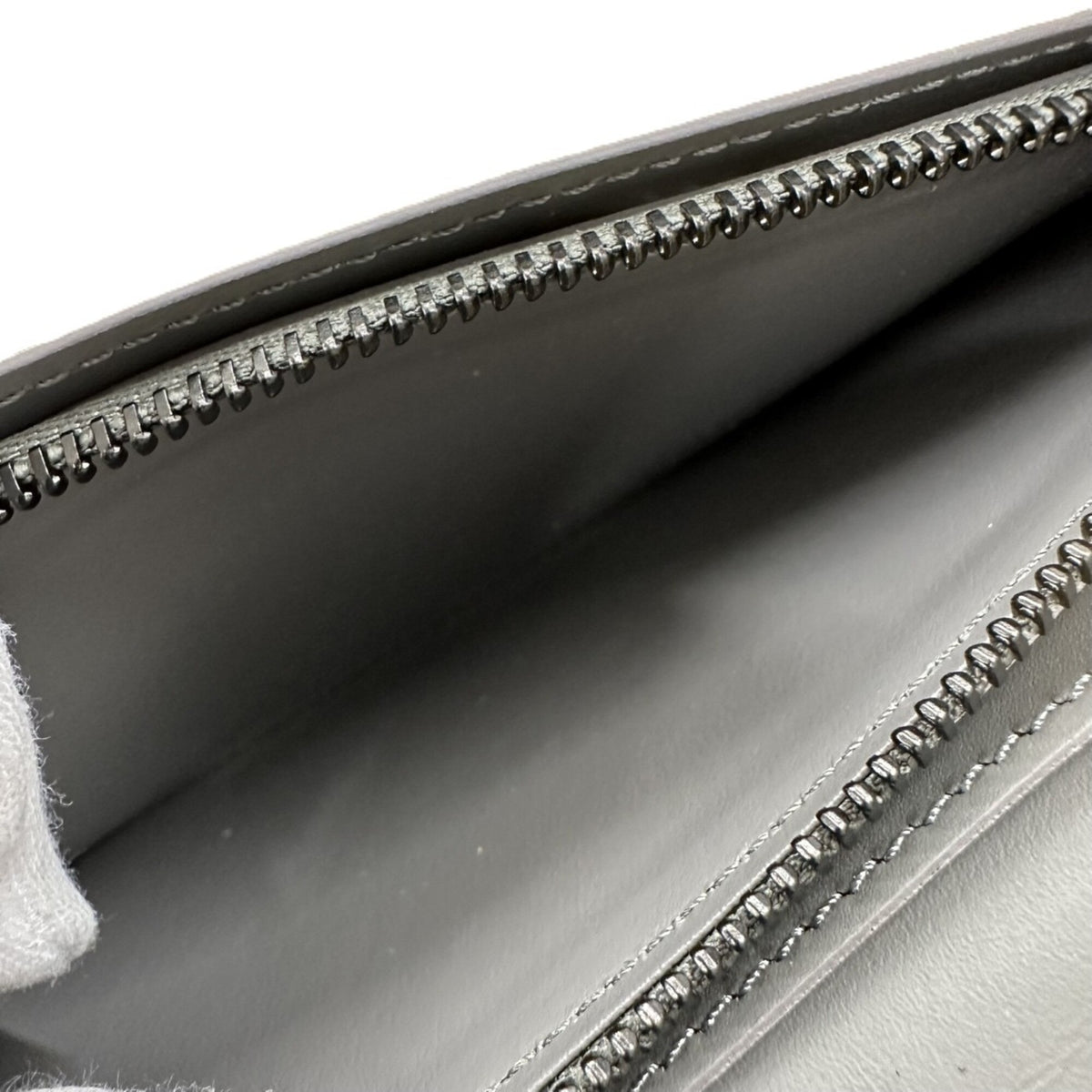 Louis Vuitton Monogram Shadow Gray Monogram Shadow Long Wallet (Bi-Fold) (Pre-Owned)