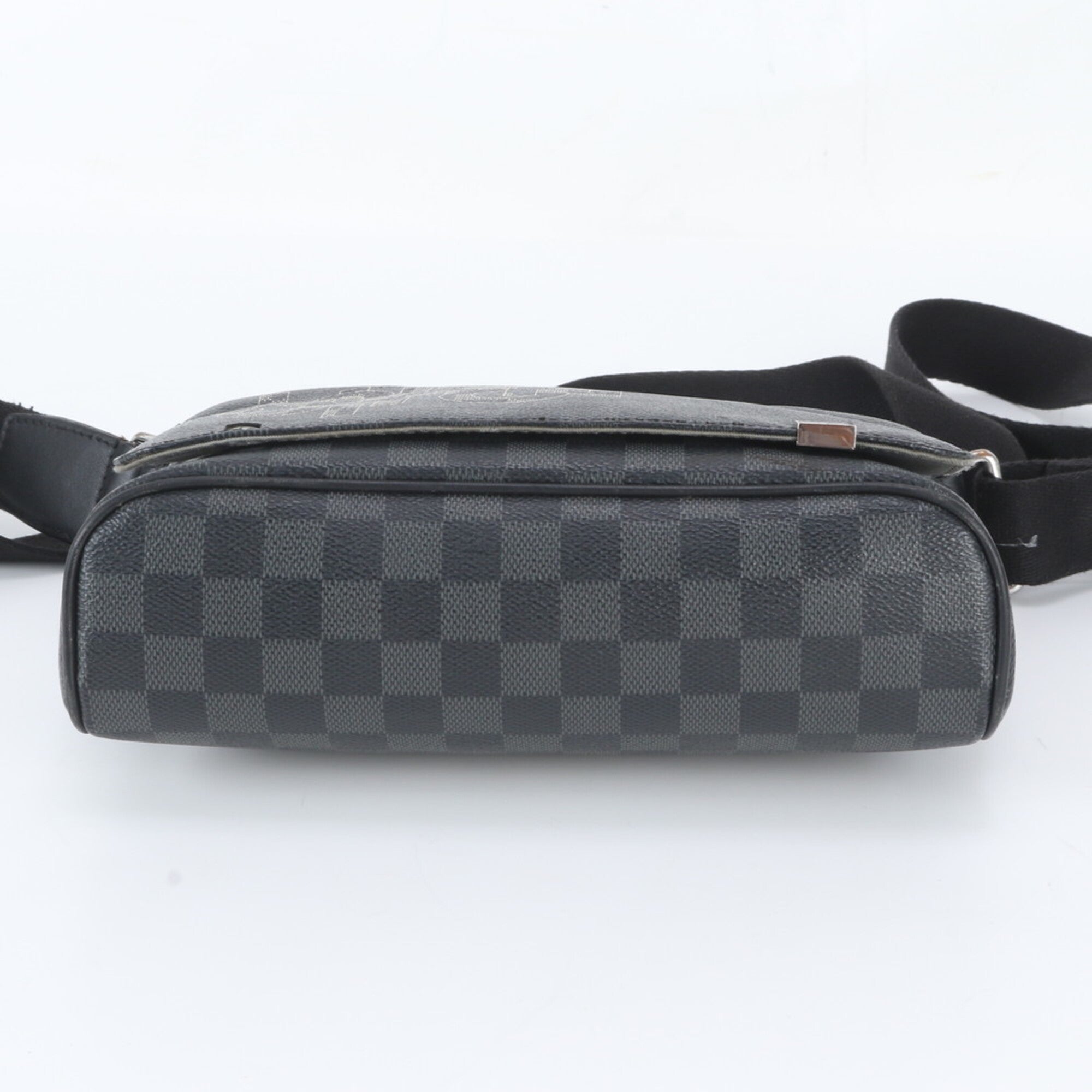 Louis Vuitton Damier Graphite Black Gray Leather Shoulder Bag (Pre-Owned)