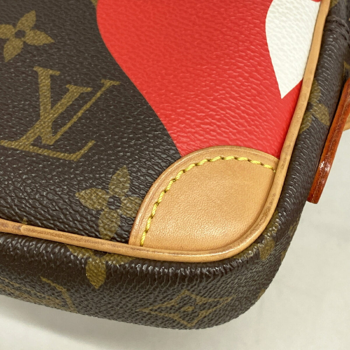 Louis Vuitton Brown Red Color Shoulder Bag (Pre-Owned)