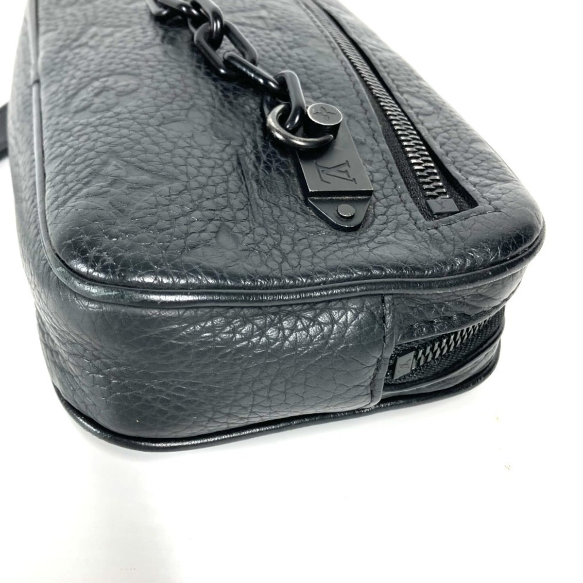 Louis Vuitton Black Noir Leather Clutch Bag Pouch (Pre-Owned)