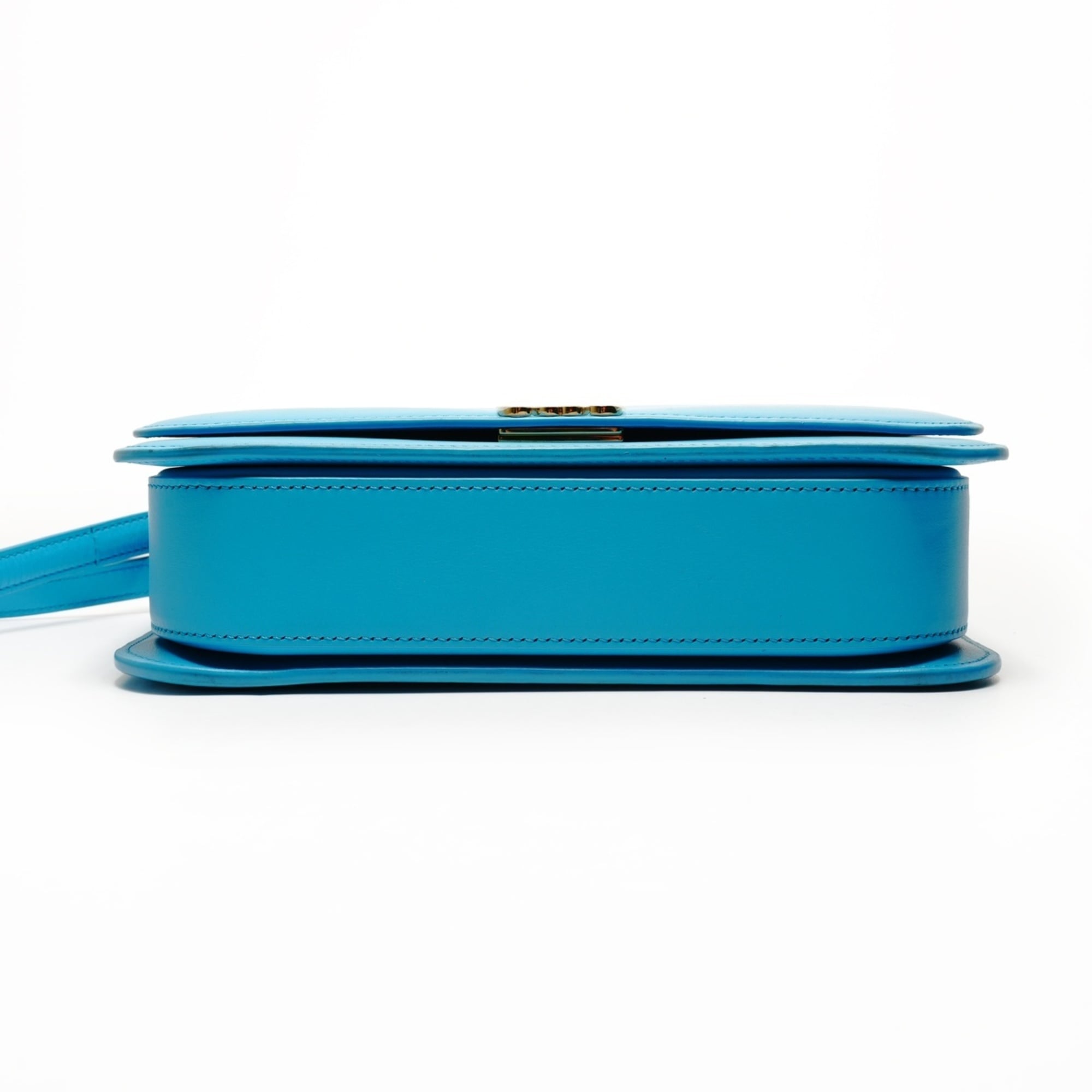 Loewe Blue Leather Shoulder Bag (Pre-Owned)