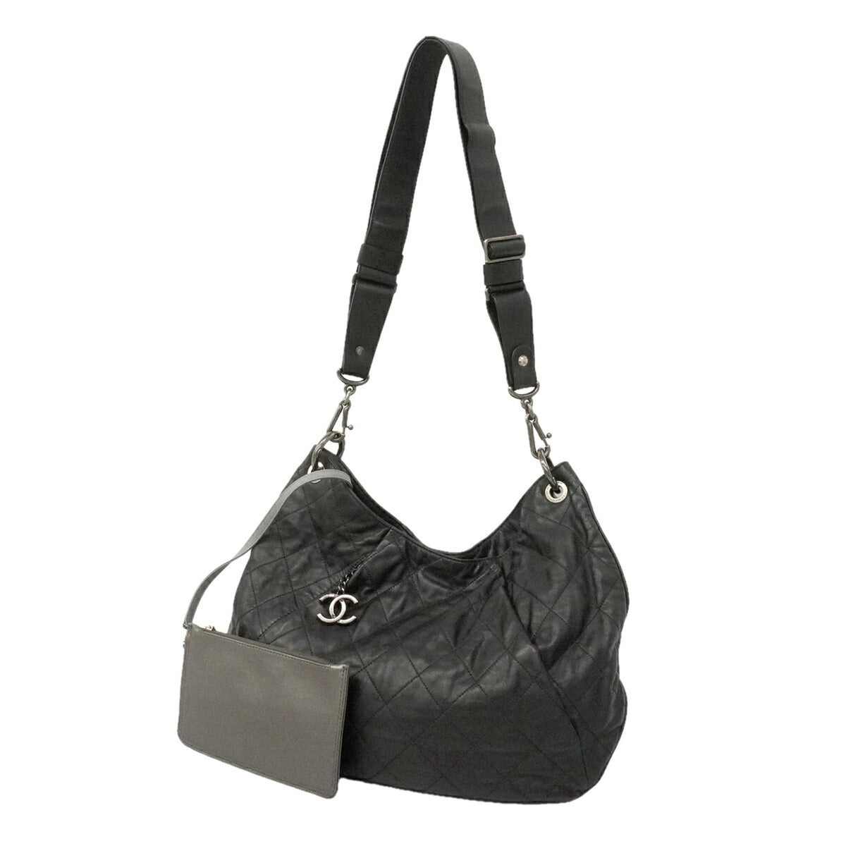 Chanel Black Leather Shoulder Bag (Pre-Owned)