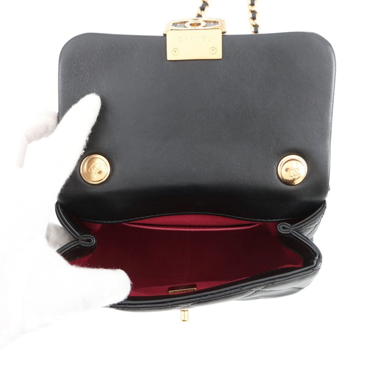Chanel Black Leather Shoulder Bag (Pre-Owned)