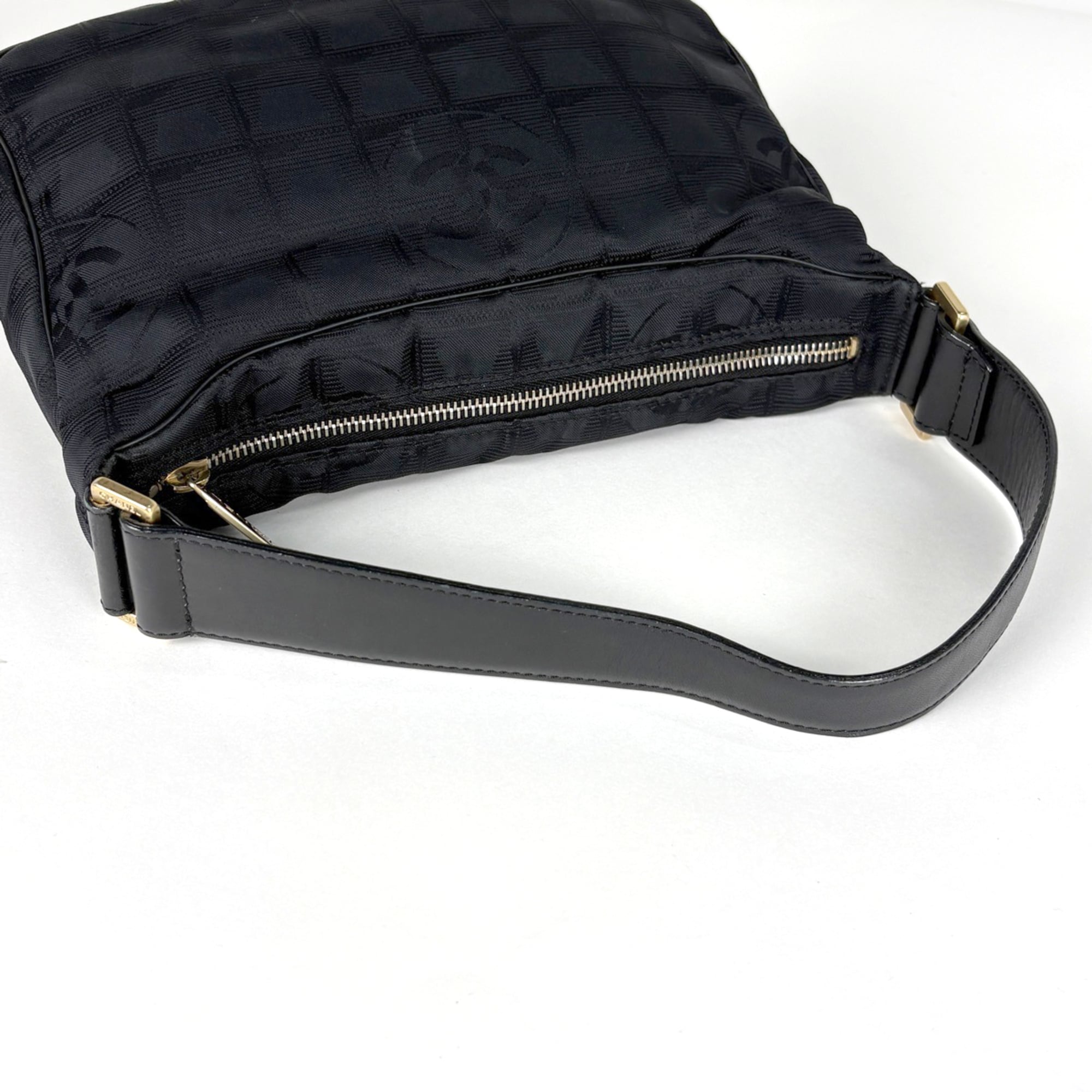 Chanel New Travel Line Black Jacquard Leather Shoulder Bag (Pre-Owned)