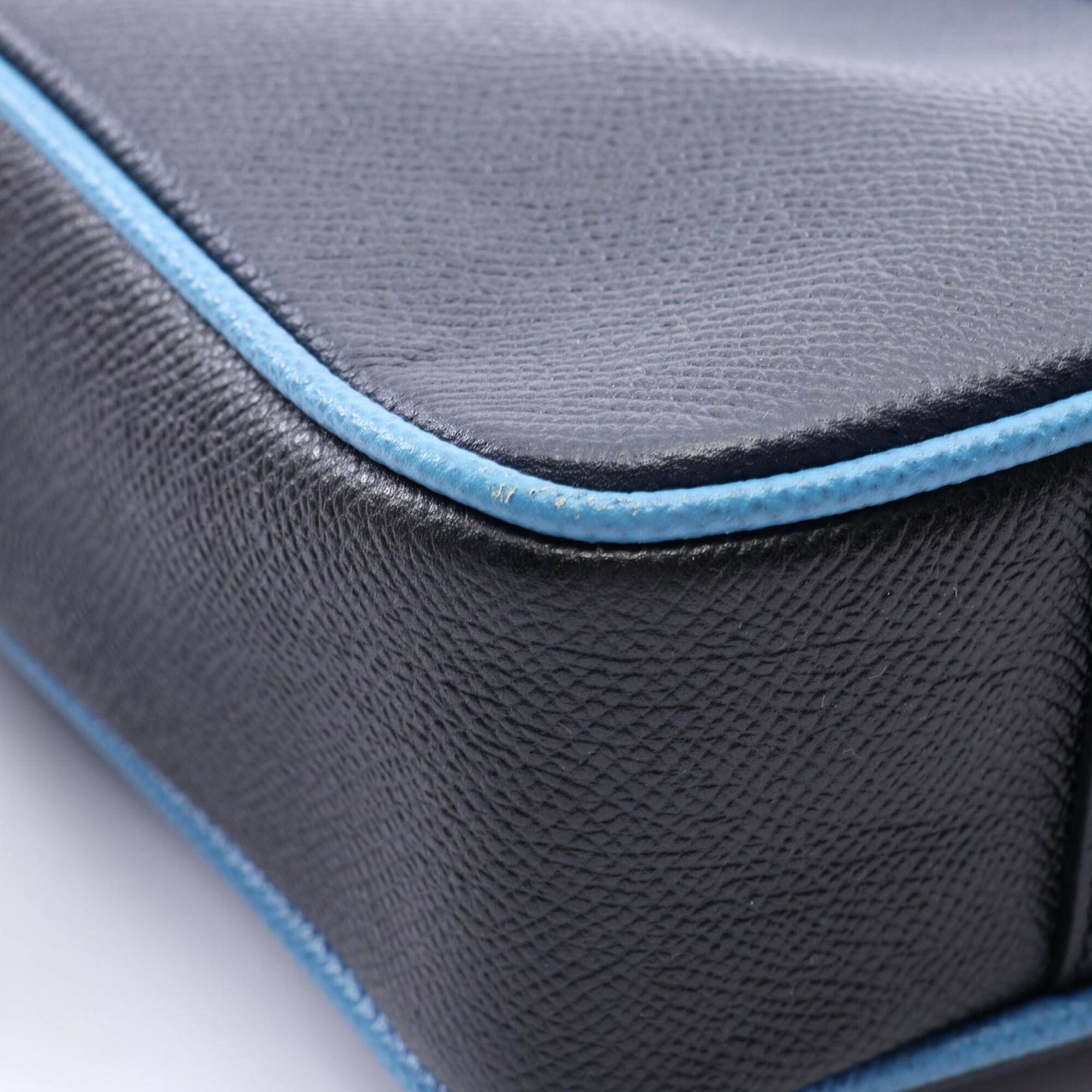 Burberry Blue Navy Leather Handbag (Pre-Owned)
