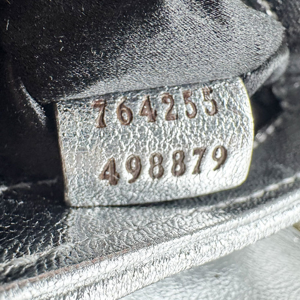 Gucci Silver Leather Shoulder Bag (Pre-Owned)