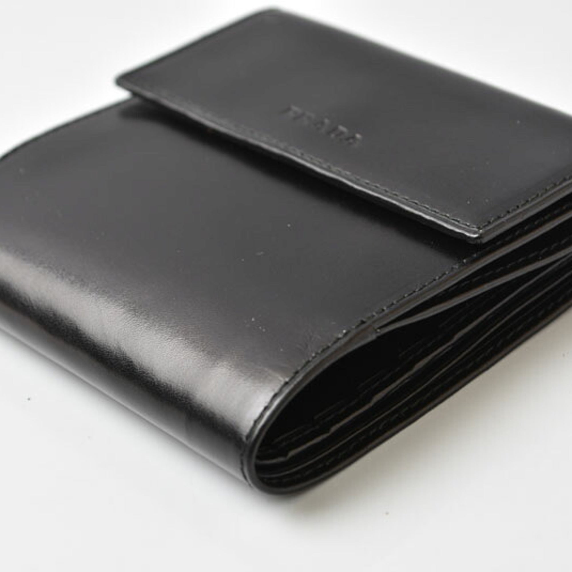 Prada Black Nero Leather Wallet (Tri-Fold) (Pre-Owned)