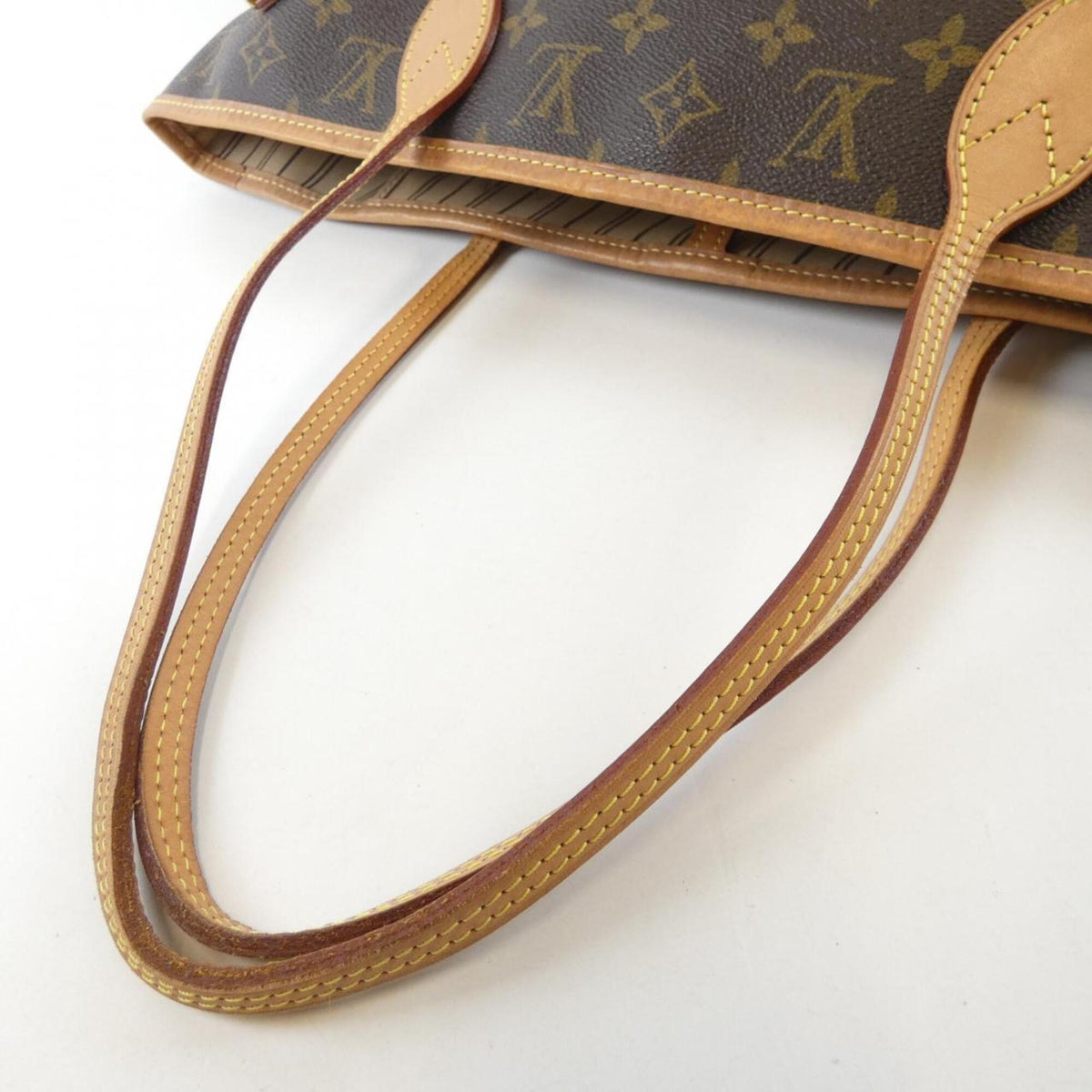 Louis Vuitton Marron Coated Canvas Handbag Pouch (Pre-Owned)