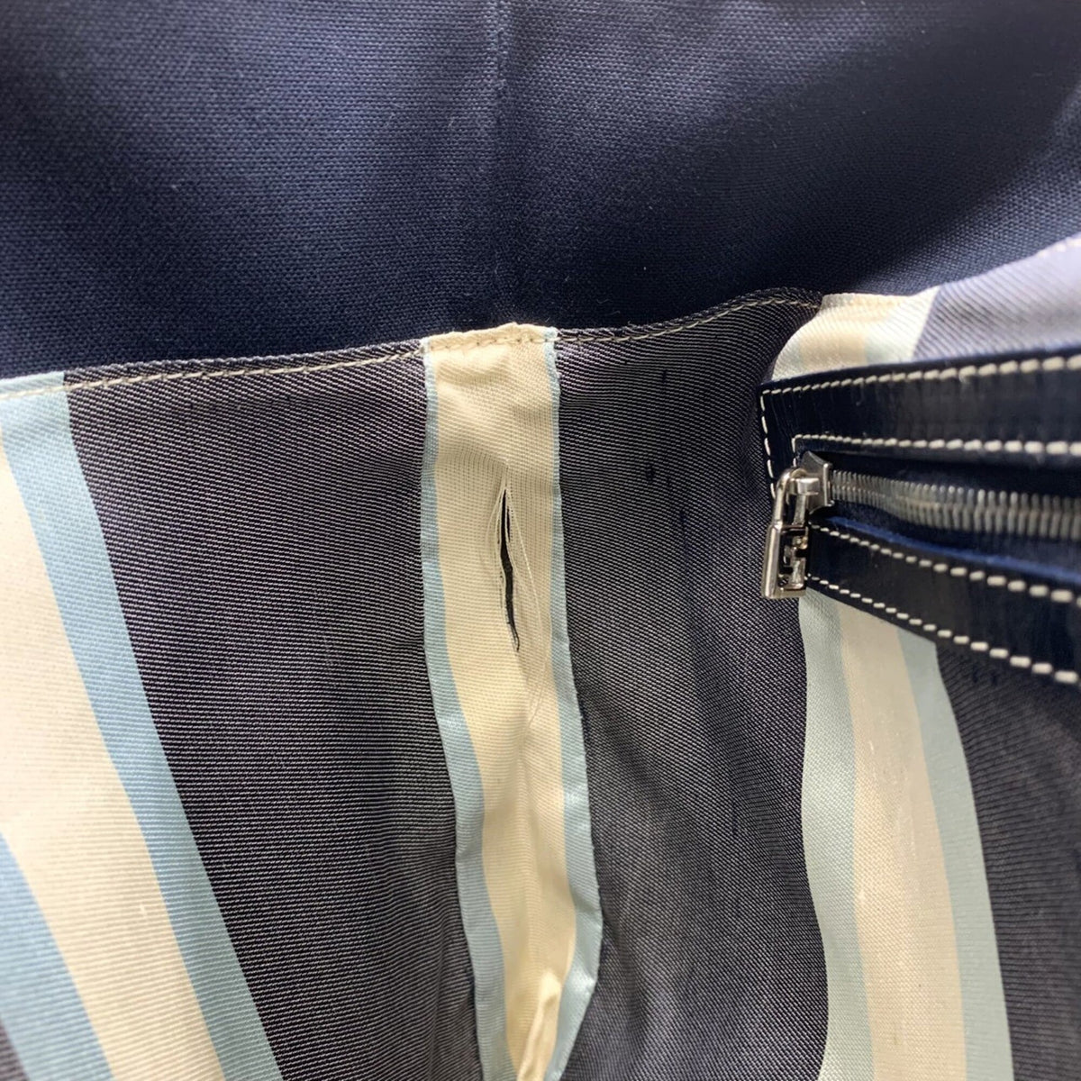 Fendi Navy Canvas Shoulder Bag Tote Bag (Pre-Owned)