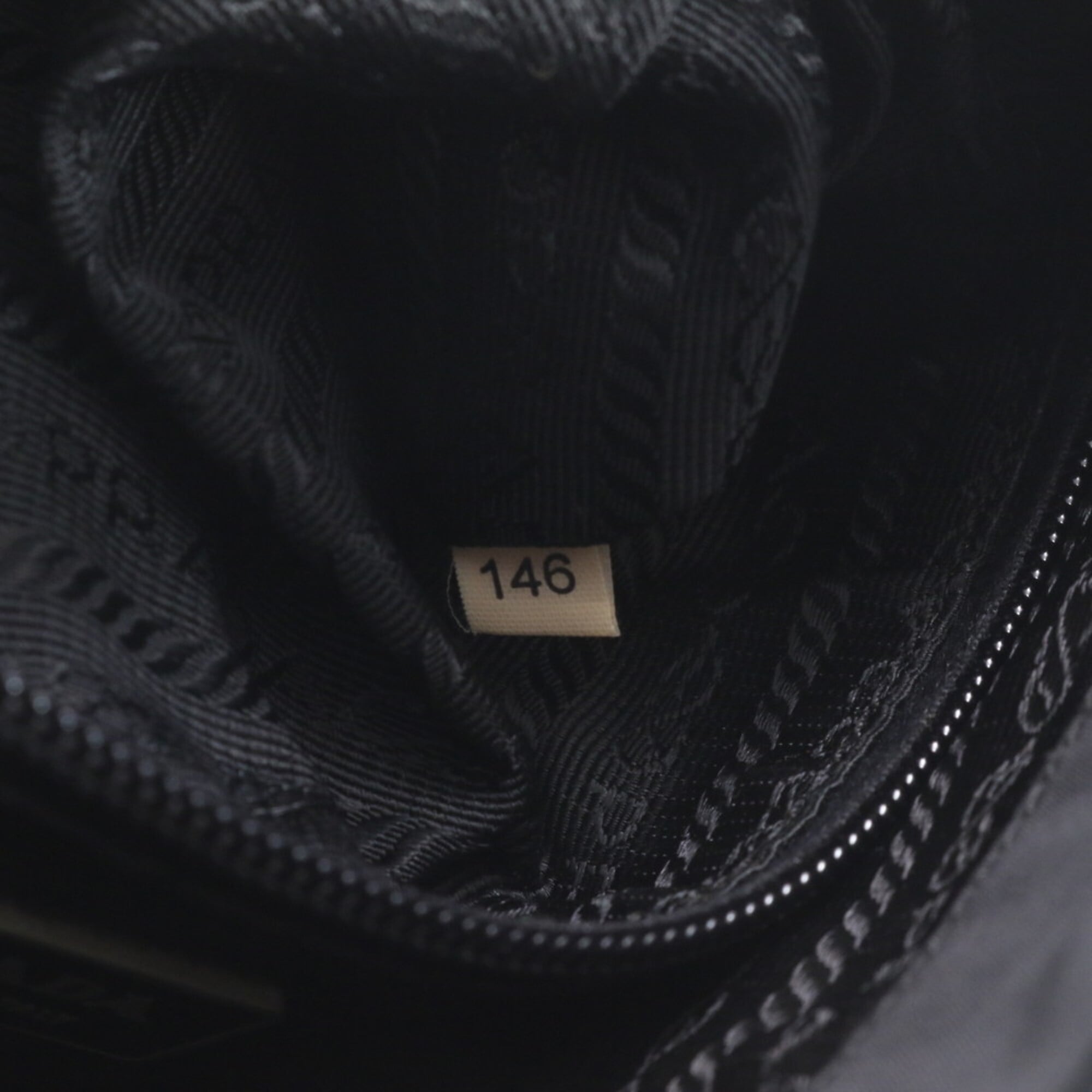 Prada Black Nylon Leather Messenger Bag Shoulder Bag (Pre-Owned)