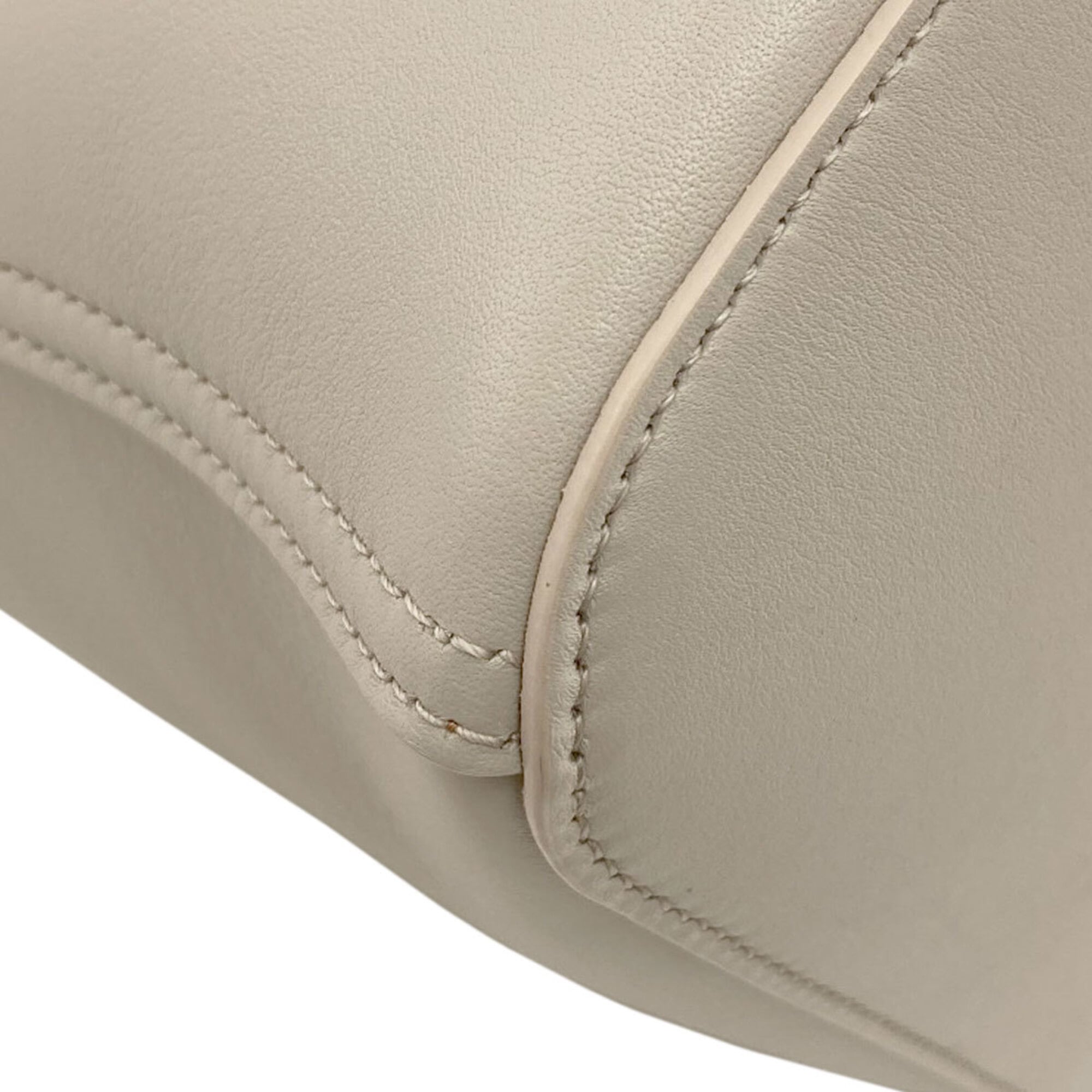 Loewe Gray Leather Shoulder Bag (Pre-Owned)