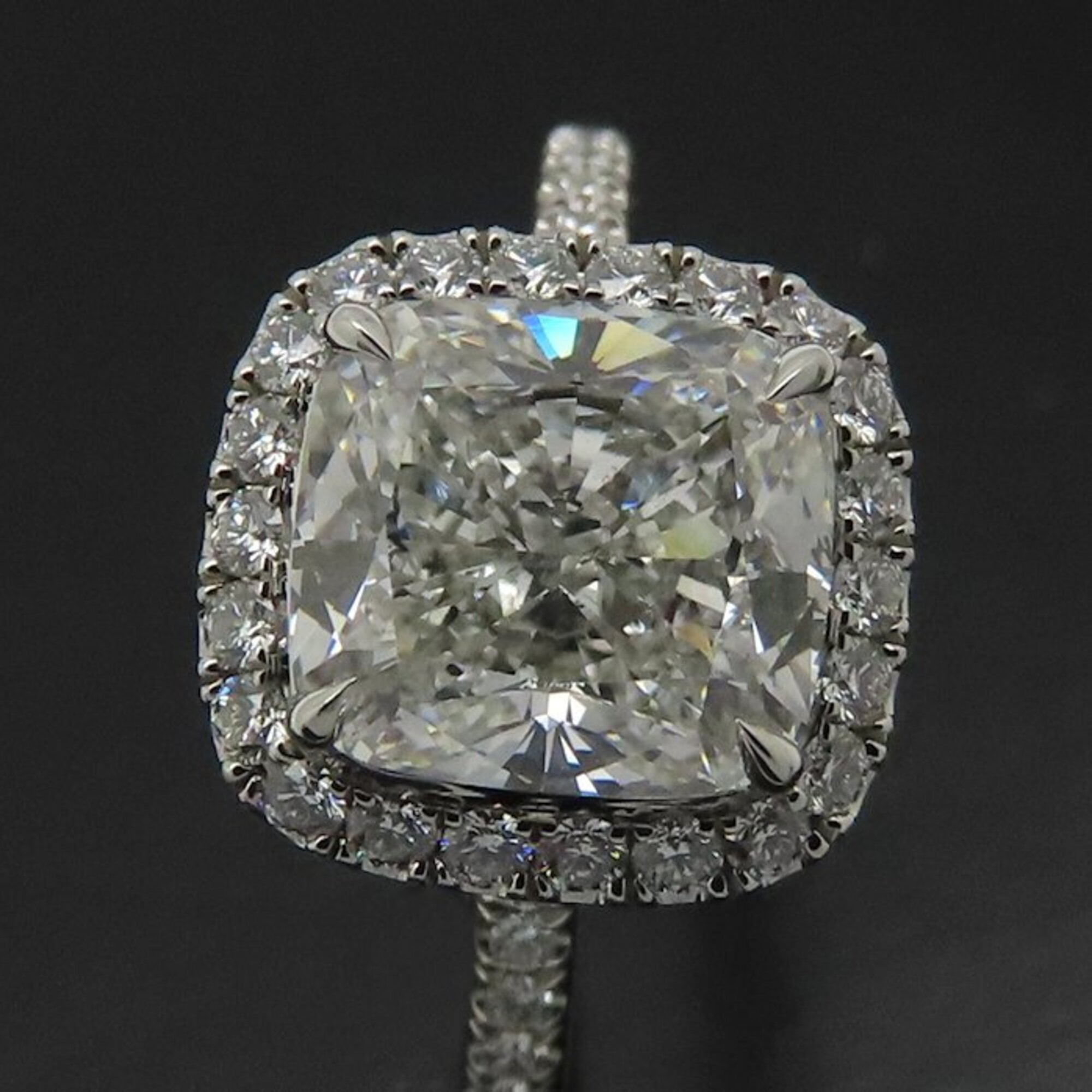Harry Winston Platinum 950 Band Ring (Pre-Owned)