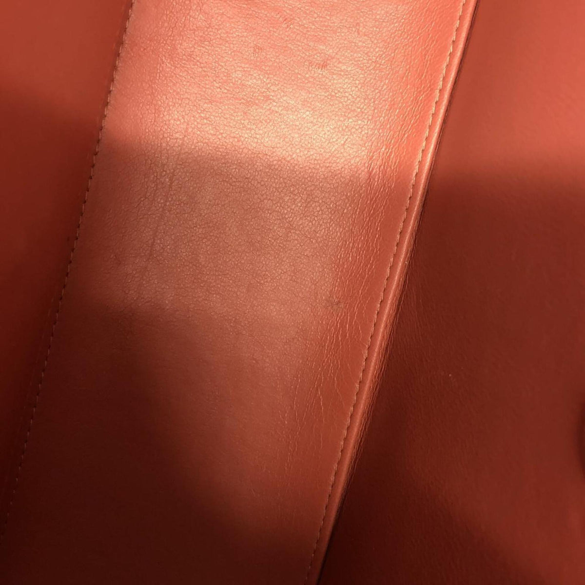 Chanel Pink Suede Shoulder Bag (Pre-Owned)