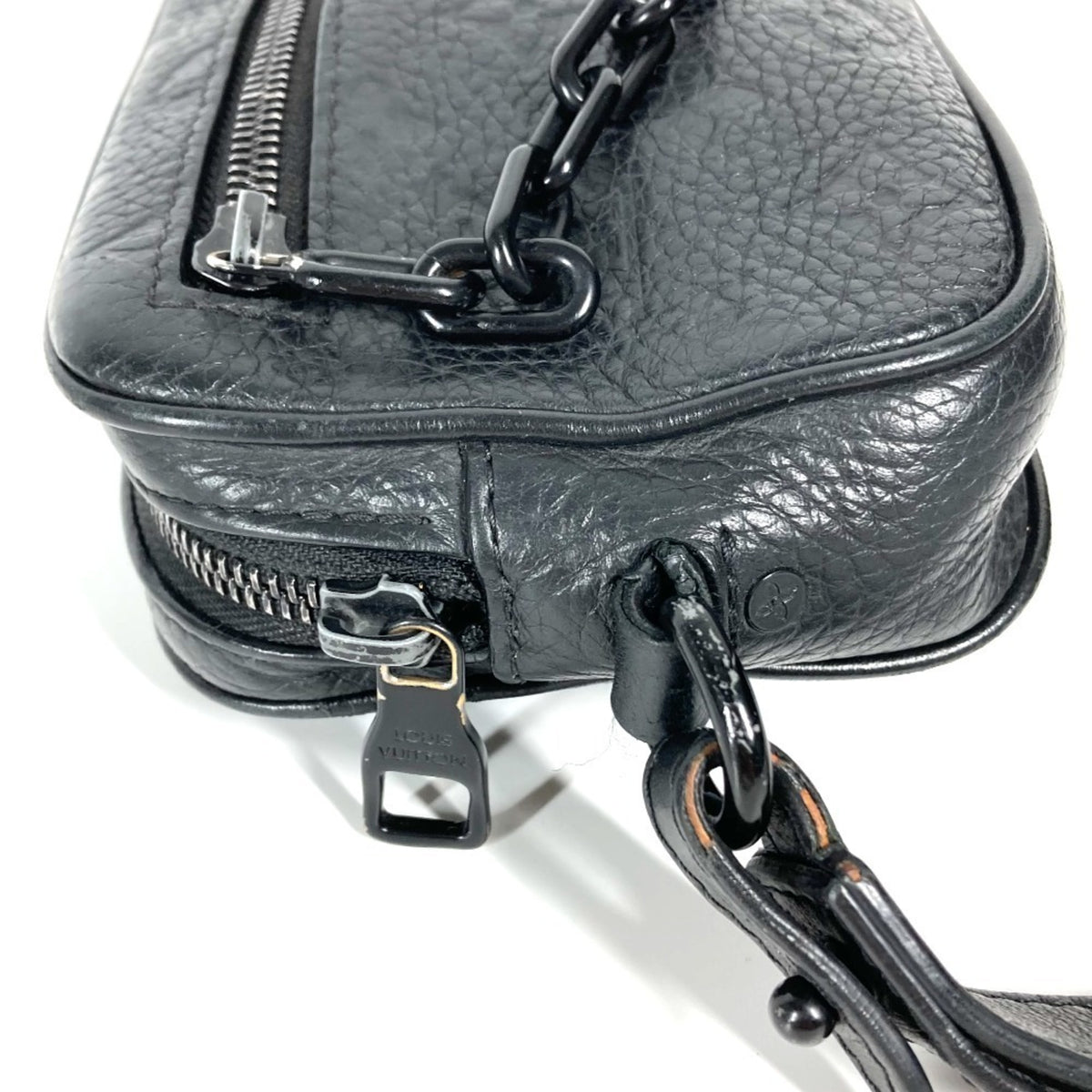 Louis Vuitton Black Noir Leather Clutch Bag Pouch (Pre-Owned)
