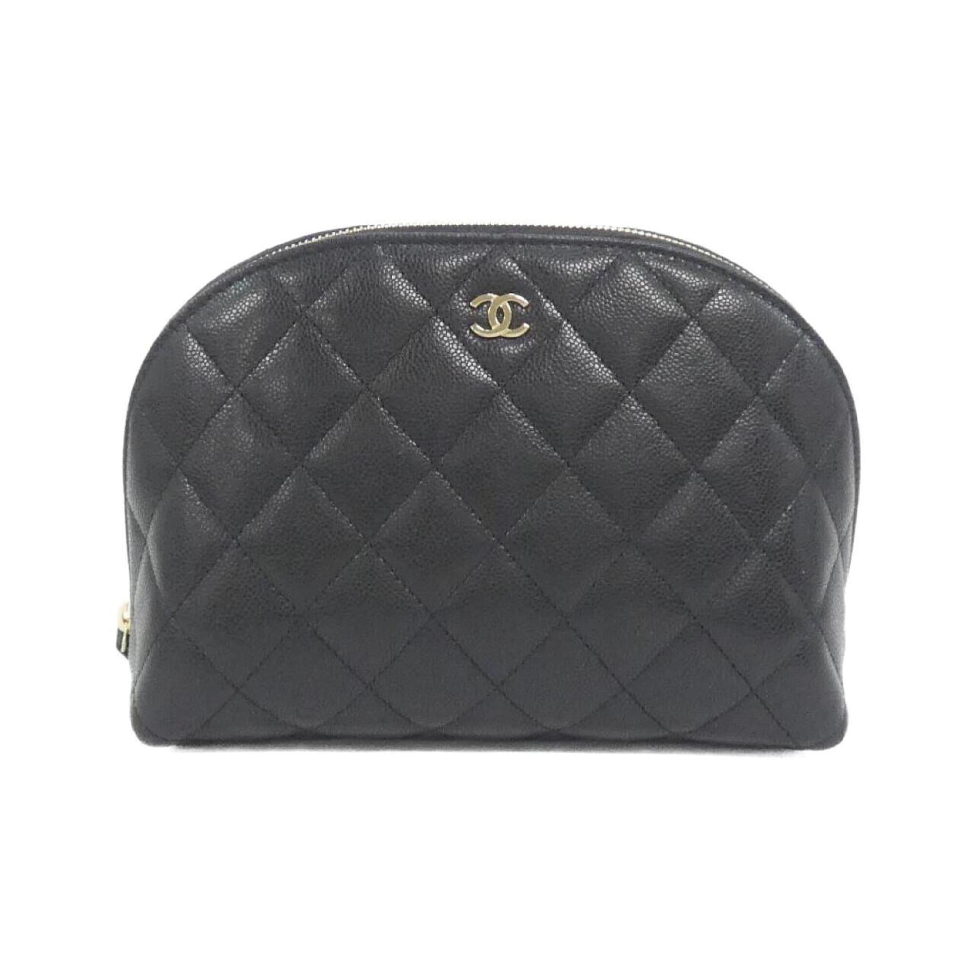 Chanel Black Grained Calfskin Handbag (Pre-Owned)