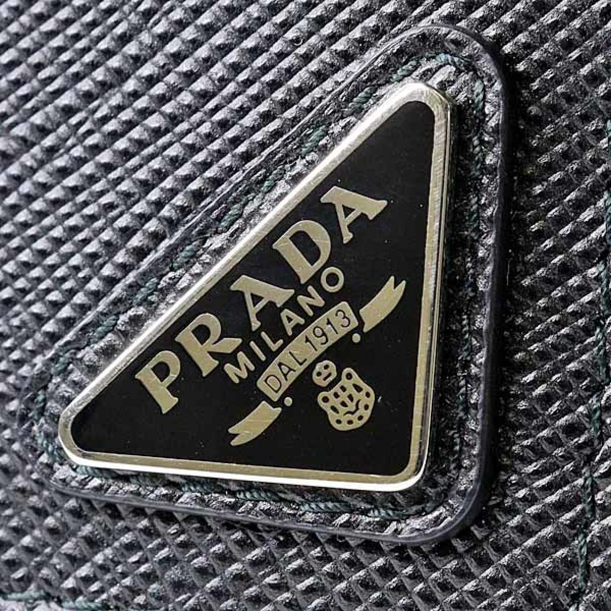 Prada Black Saffiano Triangle Coin Purse/Coin Case (Pre-Owned)