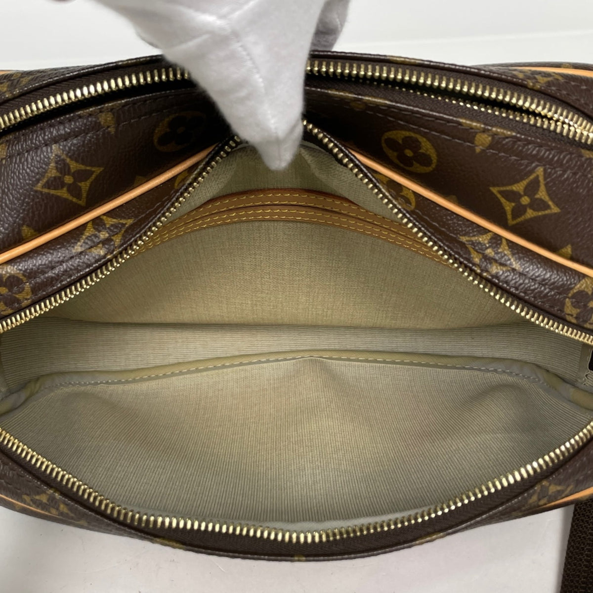 Louis Vuitton Monogram Brown Monogram Shoulder Bag (Pre-Owned)