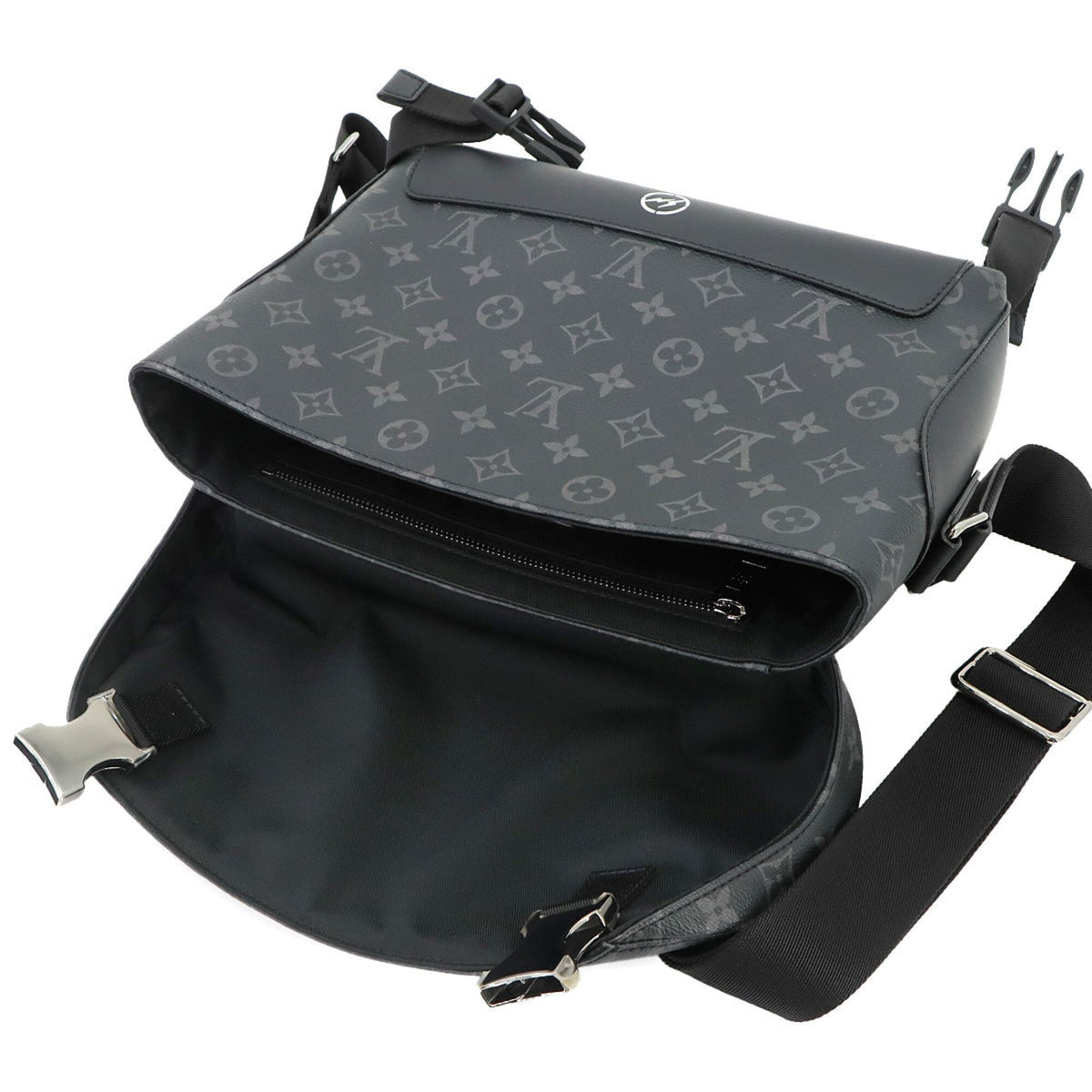 Louis Vuitton Monogram Eclipse Monogram Eclipse Handbag Shoulder Bag (Pre-Owned)